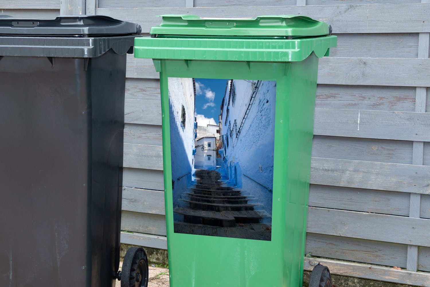 marokkanischen MuchoWow Abfalbehälter (1 Container, Chefchaouen Mülltonne, Stadt St), Treppe Wandsticker in Sticker, Mülleimer-aufkleber, der