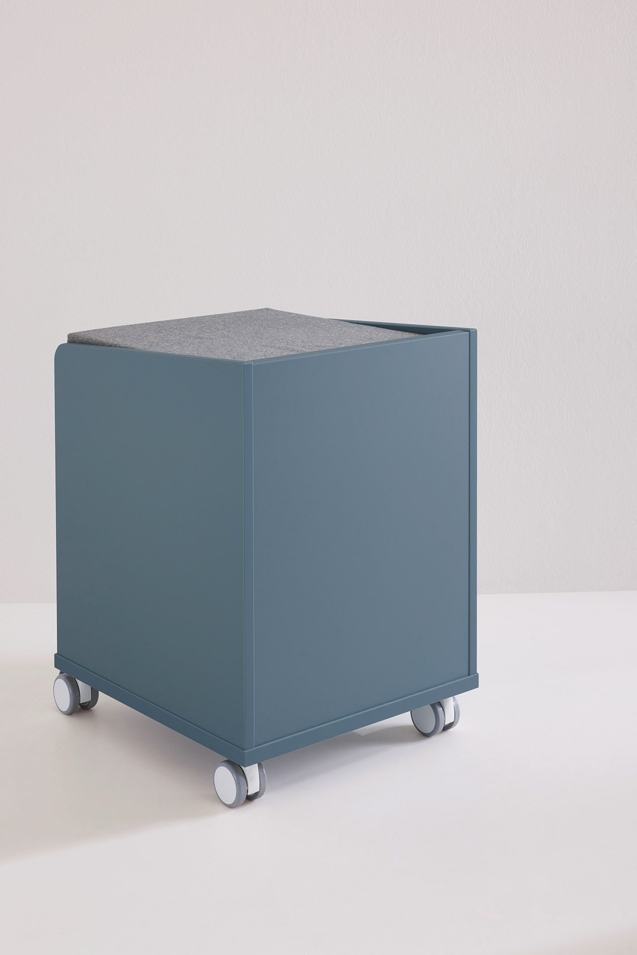 PAIDI Container Diego Rollcontainer mit zwei Schubladen und Ablage als Sitzfläche geeignet