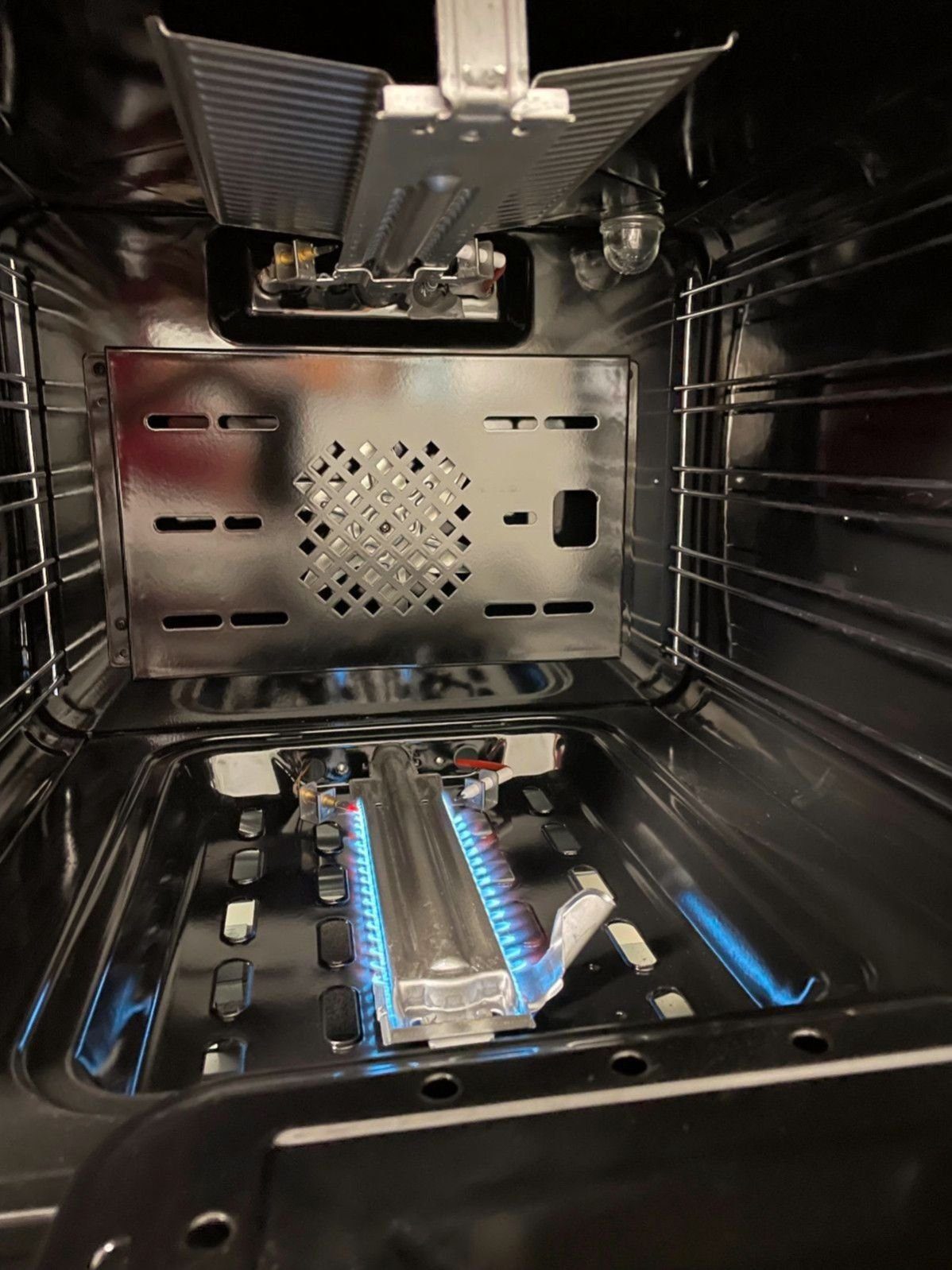 Gasline GAG90PINEX Gas-Herd 90cm Mit Backofen - 5 Brenner & Umluft | Energieeffizienzklasse A, Edelstahl