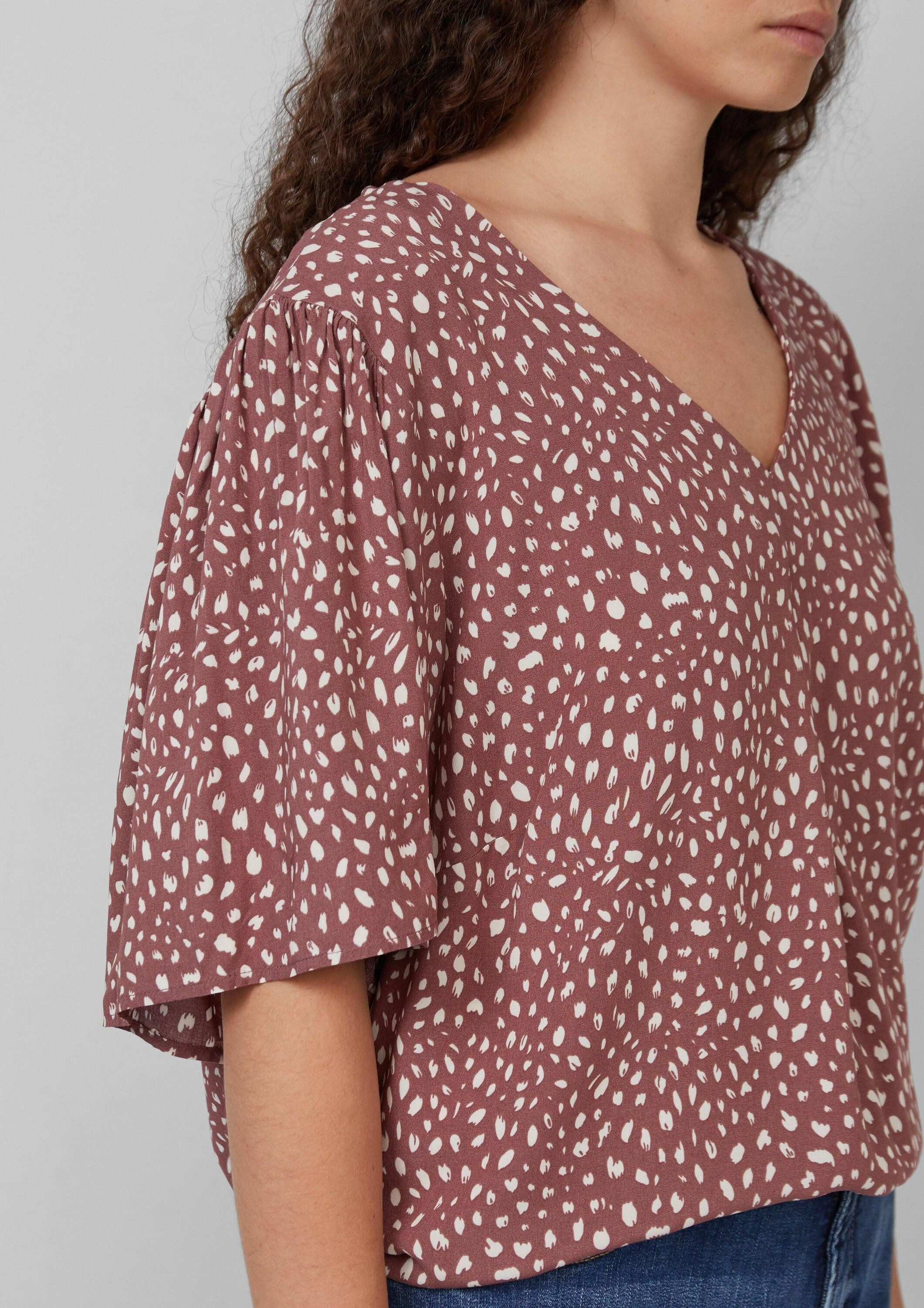 QS Kurzarmbluse Bluse Viskose Bluse mit All-over-Print