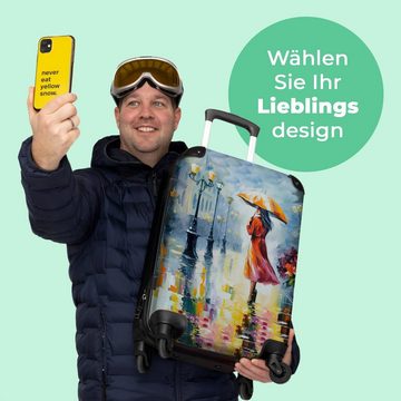 NoBoringSuitcases.com© Koffer Ölgemälde - Regenschirm - Frau - Straße - Kunst 67x43x25cm, 4 Rollen, Mittelgroßer Koffer für Erwachsene, Reisekoffer