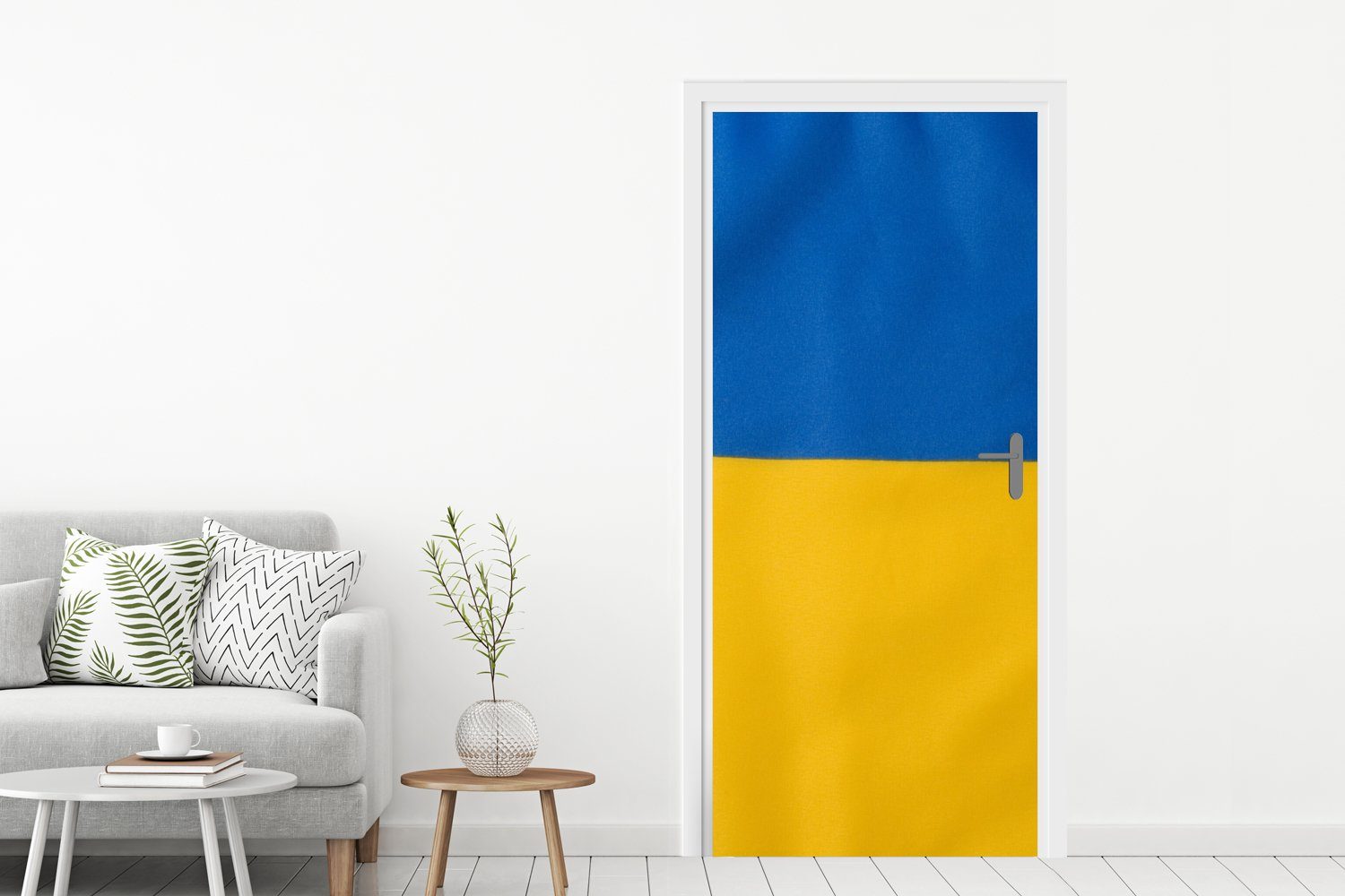 Fototapete St), MuchoWow 75x205 Flagge Türtapete der cm bedruckt, Matt, Ukraine, Nahaufnahme Türaufkleber, Tür, für (1 der