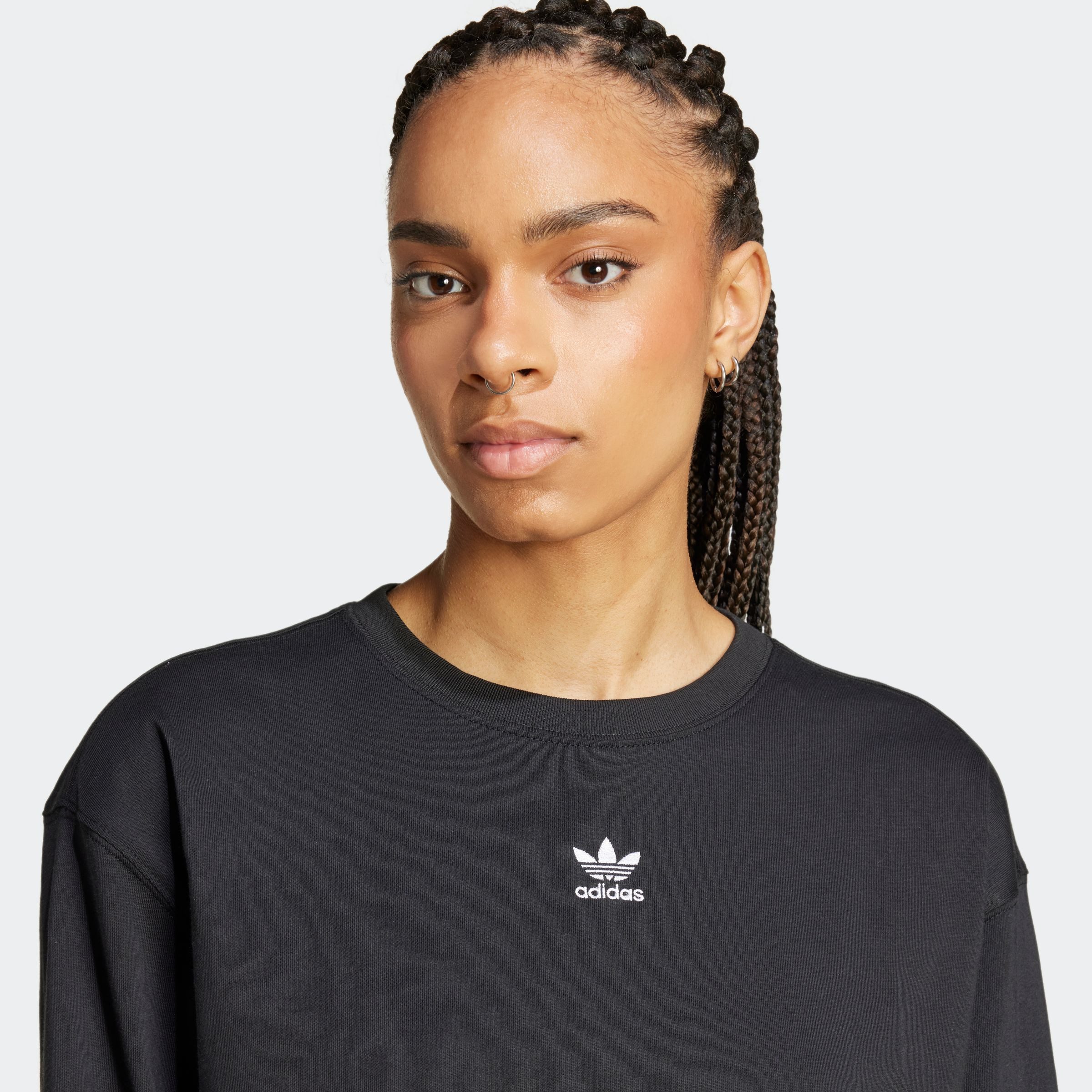 adidas Originals Langarmshirt ESSENTIALS LONGSLEEVE lockerer Schnitt, Langarm, aus Baumwolljersey