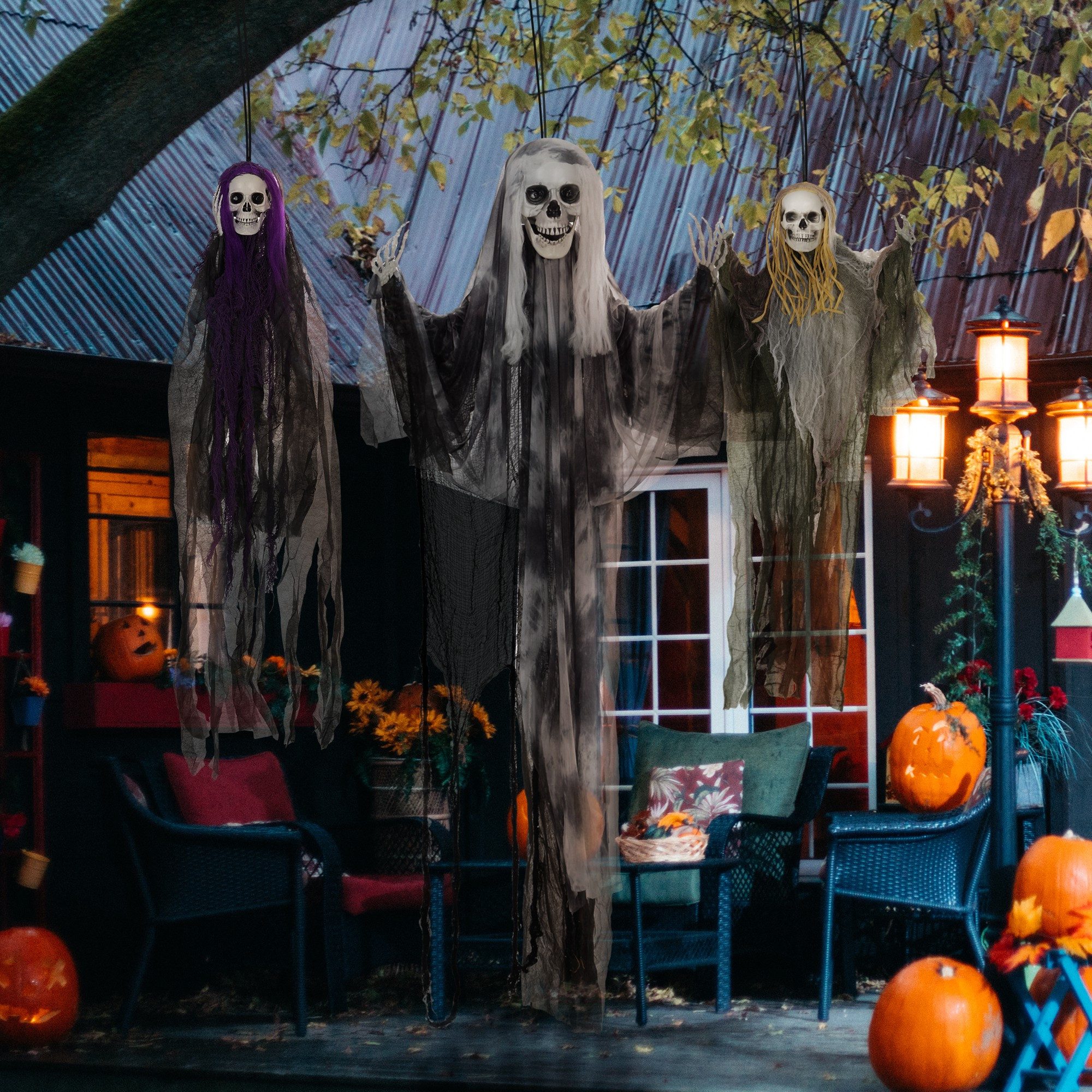 HOMCOM Dekofigur 3er-Set Halloween Dekoration mit verstellbare Arme, Haustür Deko (Hängendes Skelett, 1 St., Spukhaus-Requisite), für Hof Rasen, Garten, Party