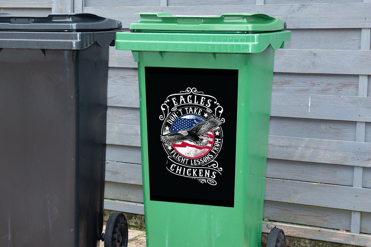 MuchoWow Wandsticker Adler Container, Sticker, Retro - St), Flagge Zitat Mülltonne, - (1 Abfalbehälter Mülleimer-aufkleber, 
