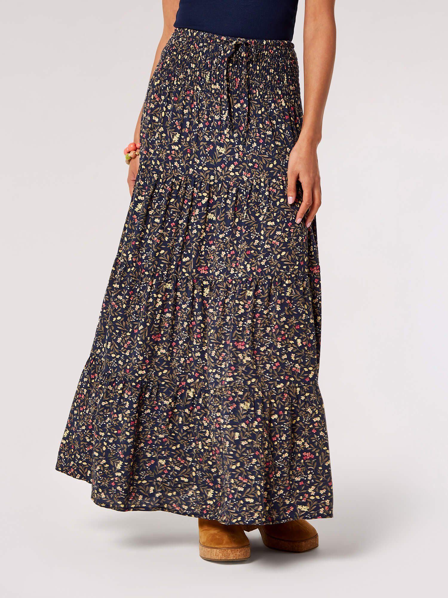 Apricot Maxirock Rock mit Blumenmuster (1-tlg., Tunnelzug) in Etagenoptik günstig online kaufen