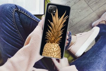 MuchoWow Handyhülle Ananas - Gold - Farbe - Schwarz - Obst - Luxus, Phone Case, Handyhülle Xiaomi Mi 11 Lite, Silikon, Schutzhülle