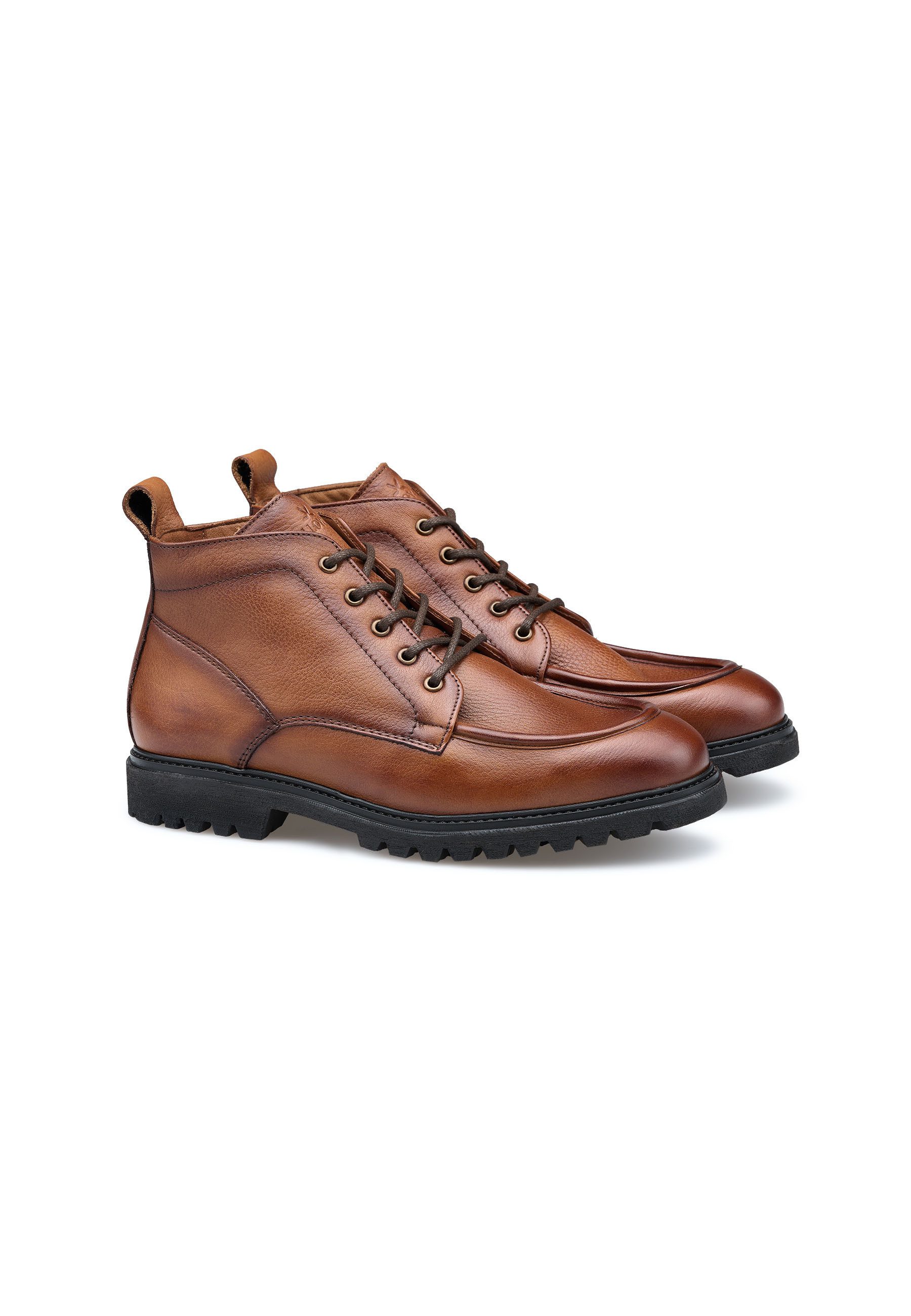 Lloyd SELECT 327L Stiefelette mit Lammfell