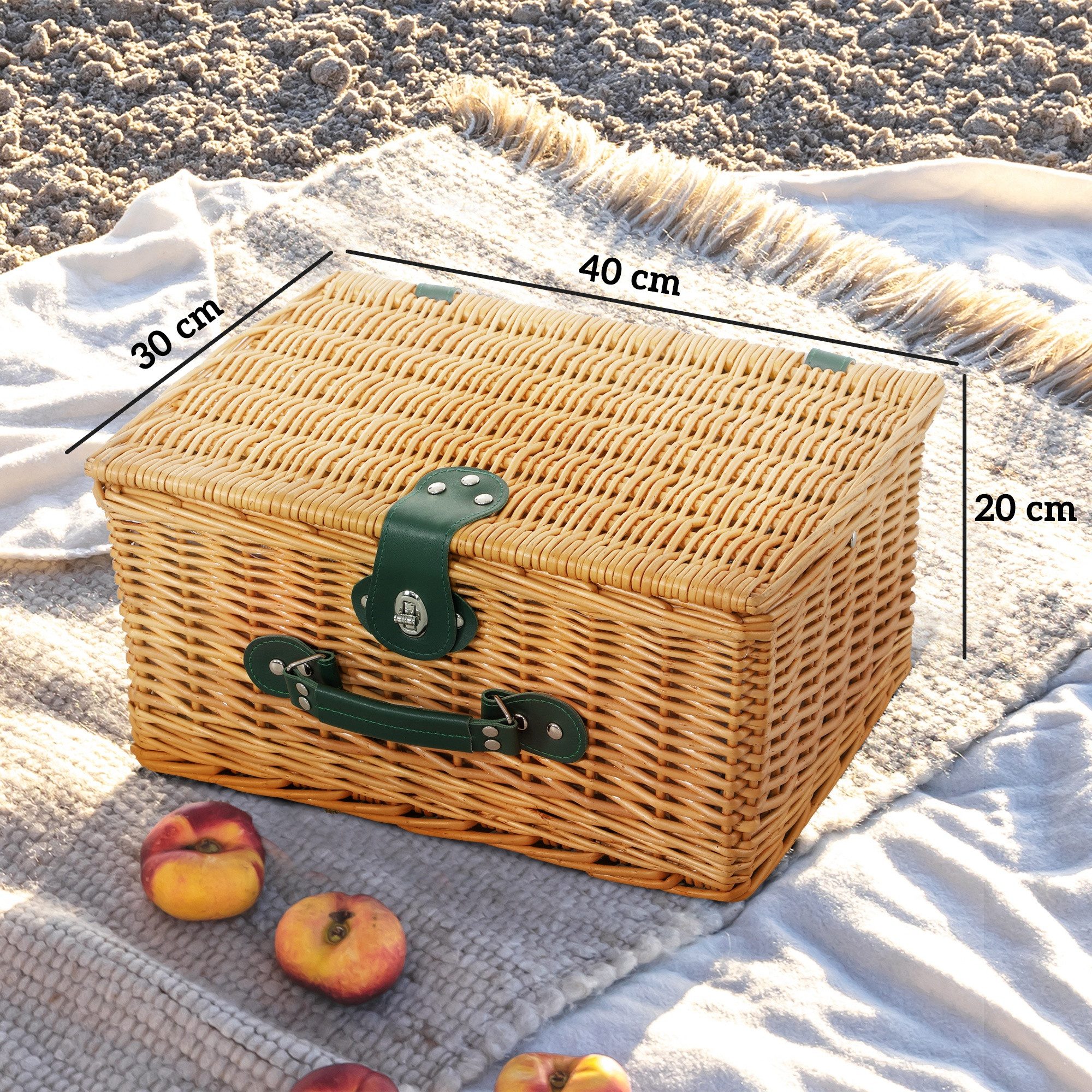 Outsunny Picknickkorb mit Isoliert Kühlfach, Besteck Set (Picknick Set für 2 Personen, 1 St., Picknickkoffer aus Weidenholz), für Camping Strand Weihnachten Hellbraun