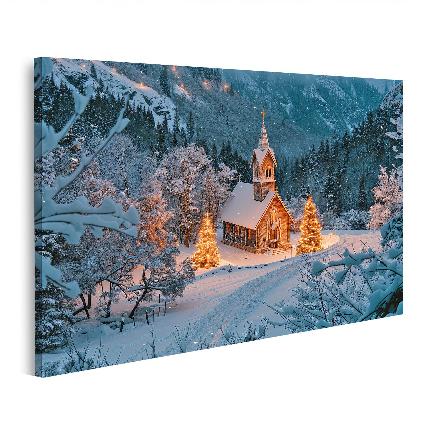islandburner Leinwandbild Winterliche Kapelle im Schnee mit festlicher Beleuchtung - Leinwand