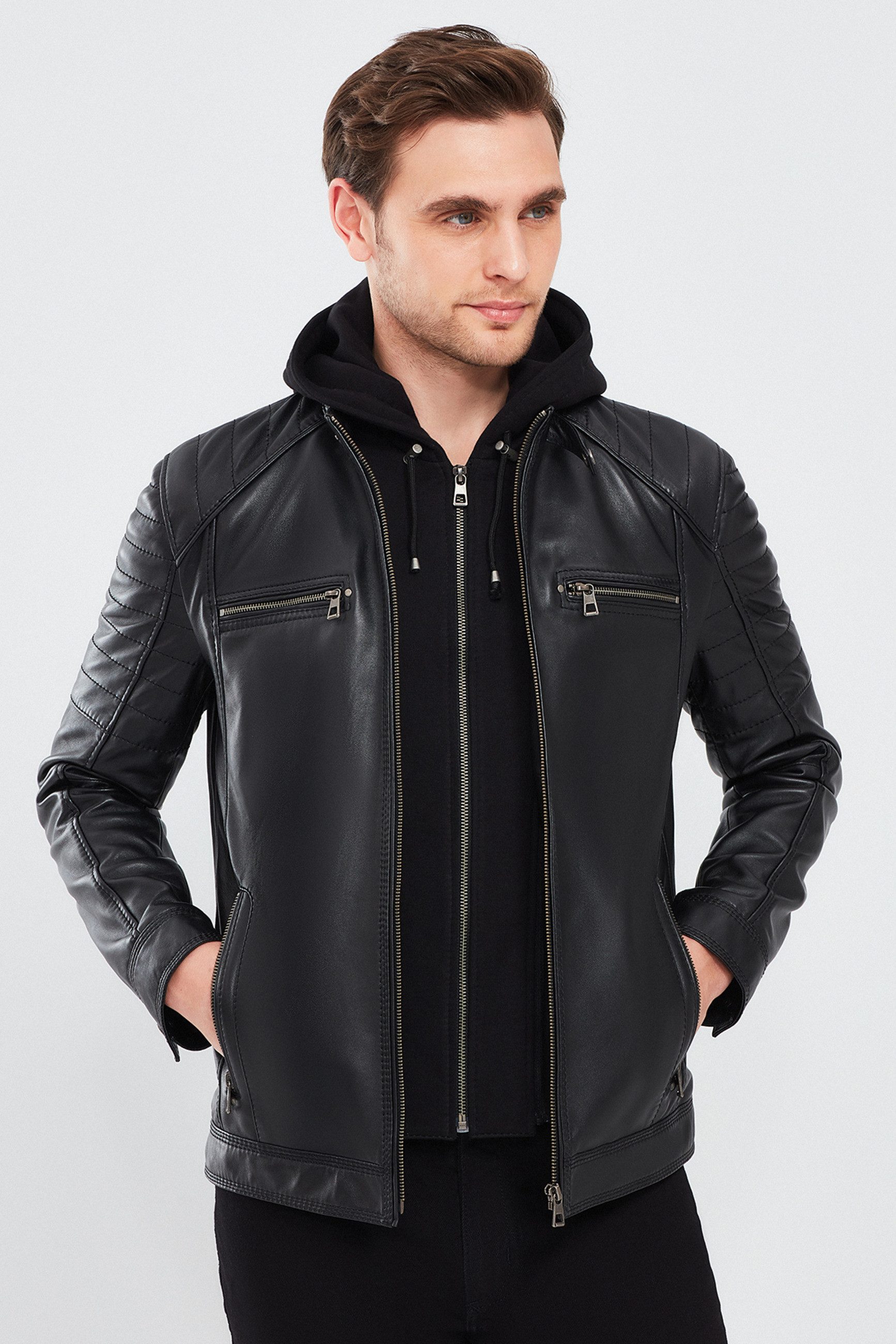 Derimod Lederjacke Sergio Kapuzen-Sport-Lederjacke Regular Fit, Reißverschluss, Mit Kapuze, Kurz, Textilfutter