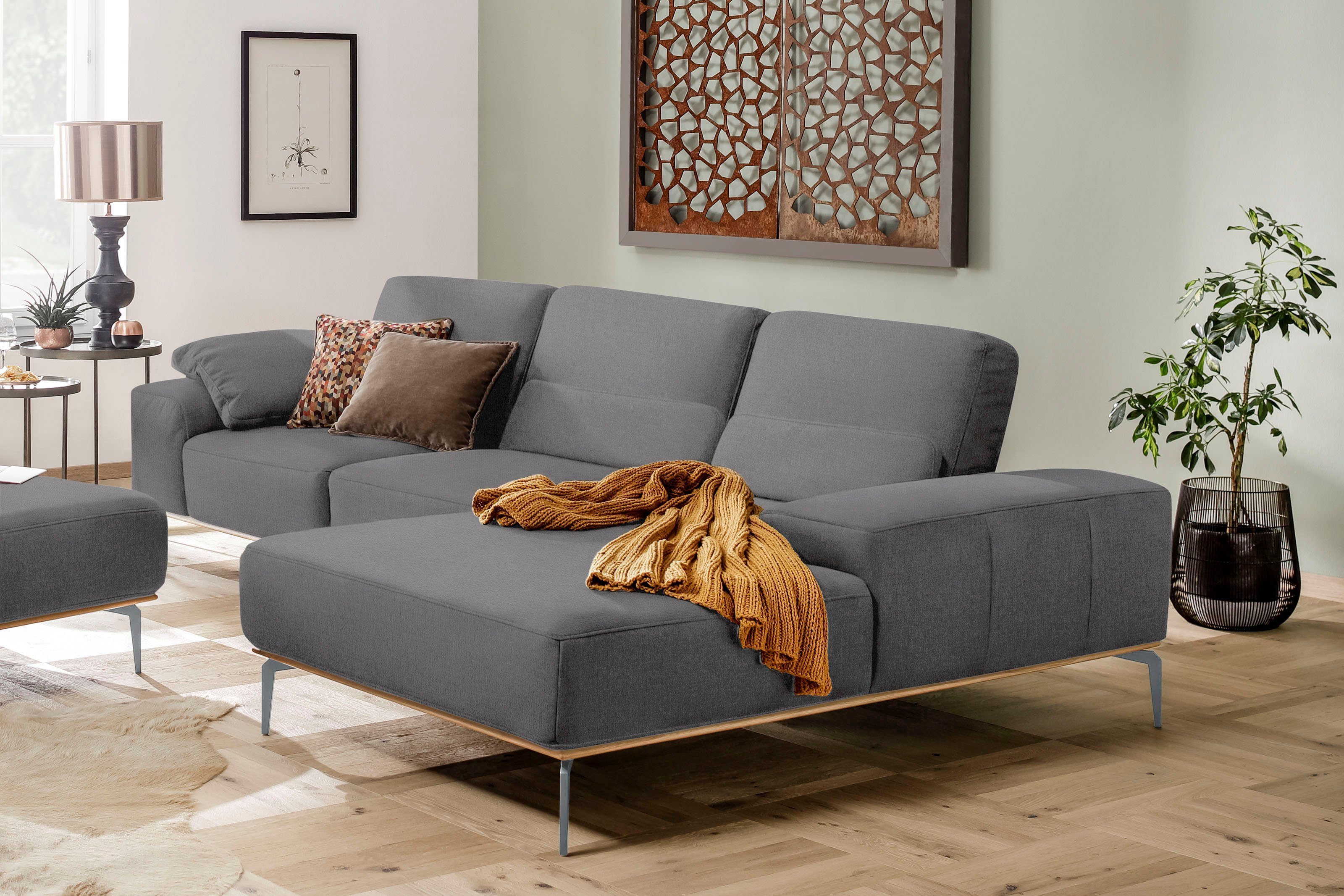 W.SCHILLIG Ecksofa run, mit elegantem Holzsockel, Füße in Silber matt, Breite 319 cm