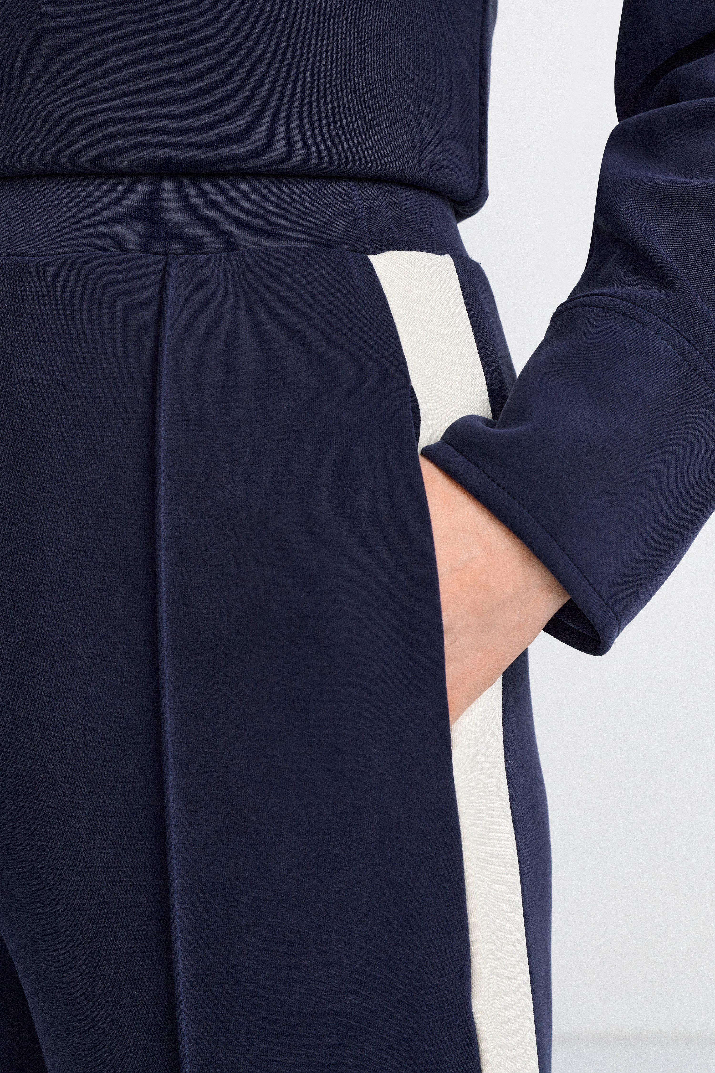 RICHROYAL Bügelfaltenhose Mit elastischem Bund günstig online kaufen