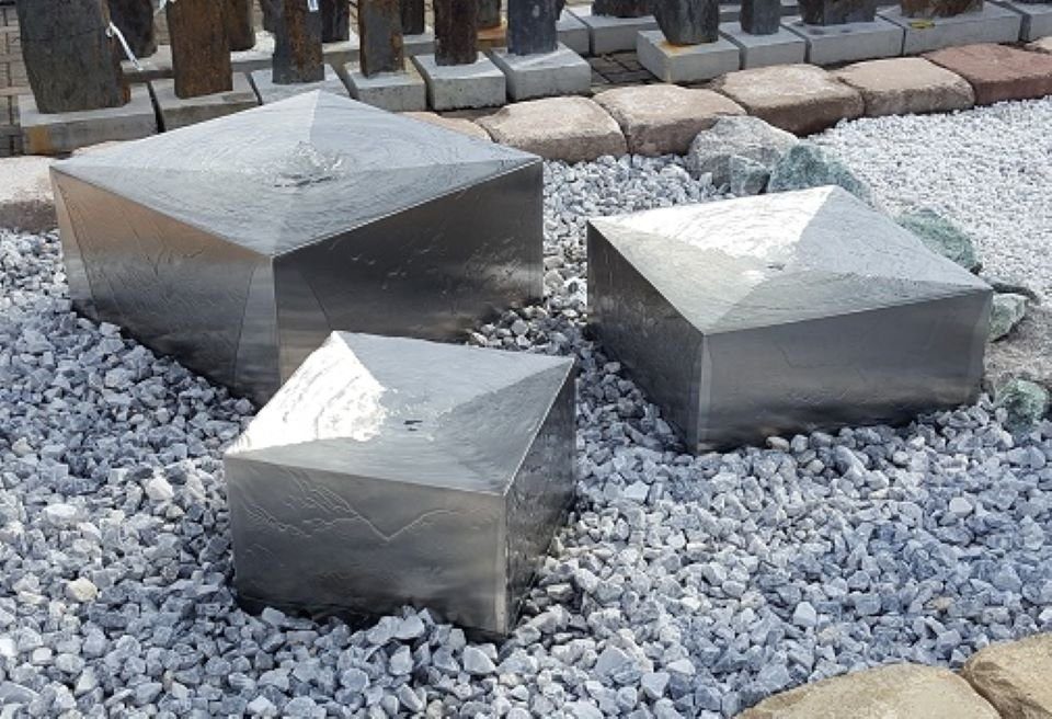 Jürgen Bocker - Gartenambiente Gartenbrunnen Brunnenquader Edelstahl matt Garten versch. Größen von 30 - 60 cm