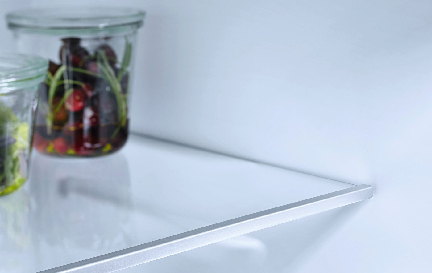 Miele Einbaukühlschrank K 7325 E, 122,1 cm hoch, 54,1 cm breit