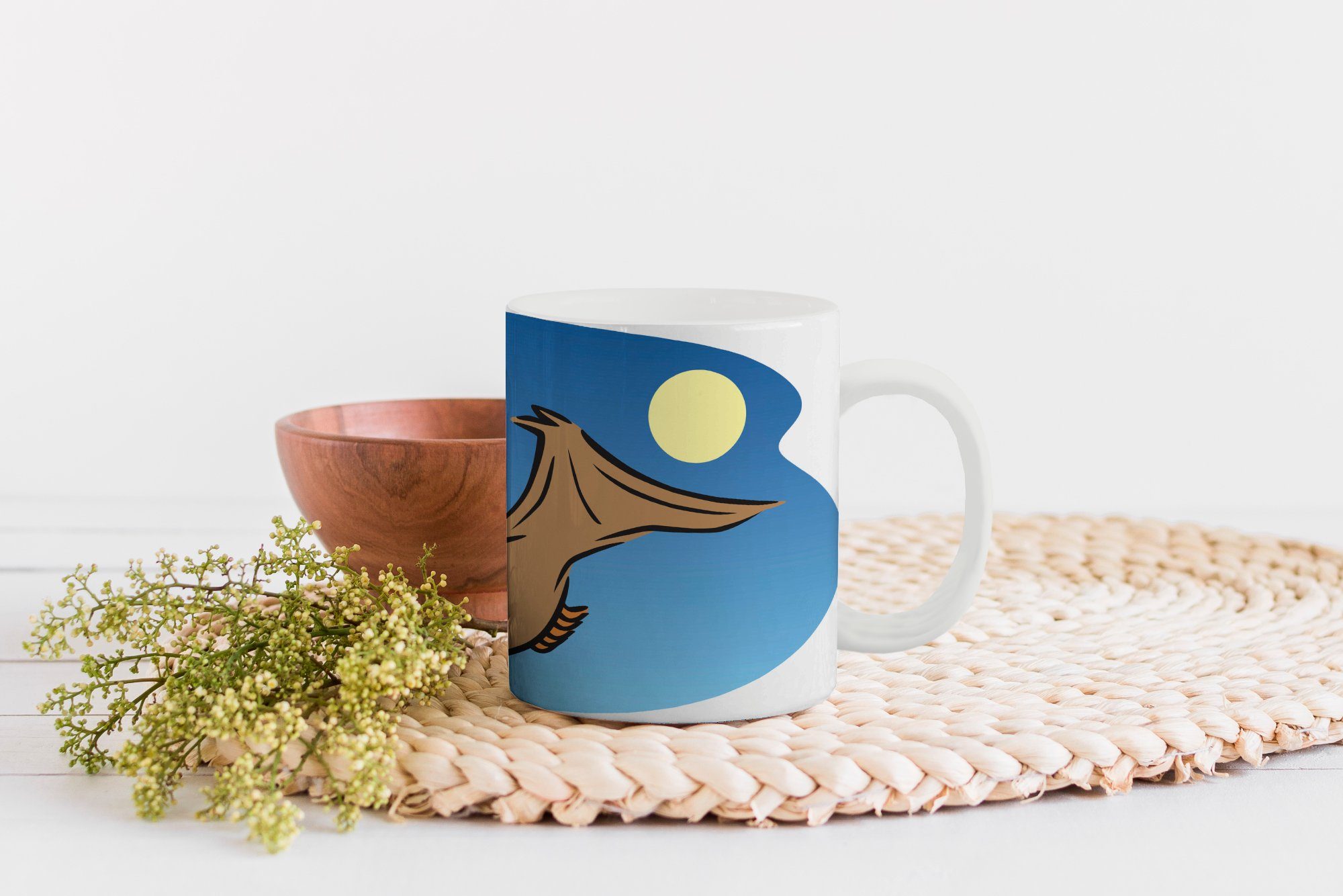 MuchoWow Tasse Illustration einer braunen Kaffeetassen, Geschenk Nacht, Becher, Teetasse, bei Fledermaus Keramik, Teetasse