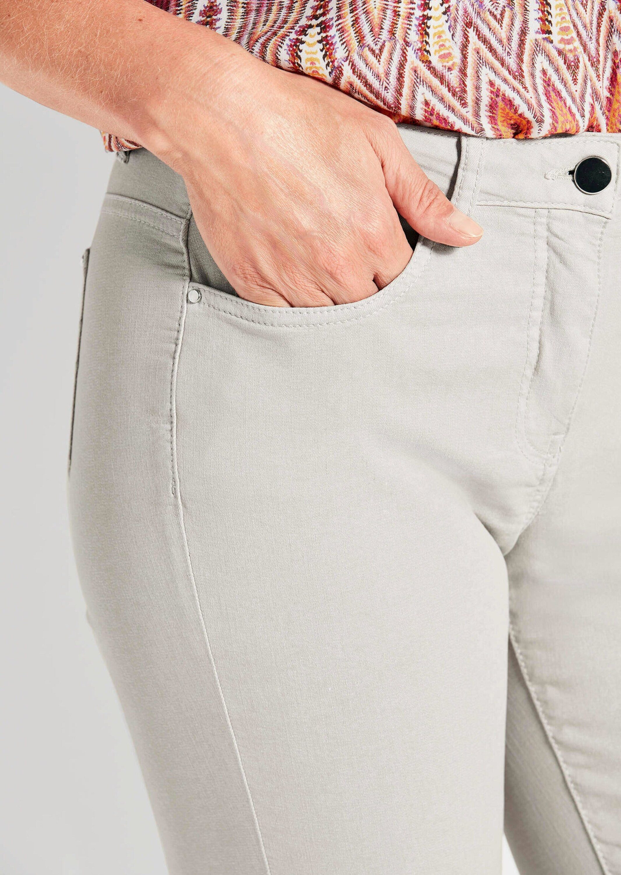 GOLDNER Bequeme Jeans Lange Freizeithose BELLA mit Formbund Slim Fit Stretch-Jeans mit hohem Komfort, Formbund