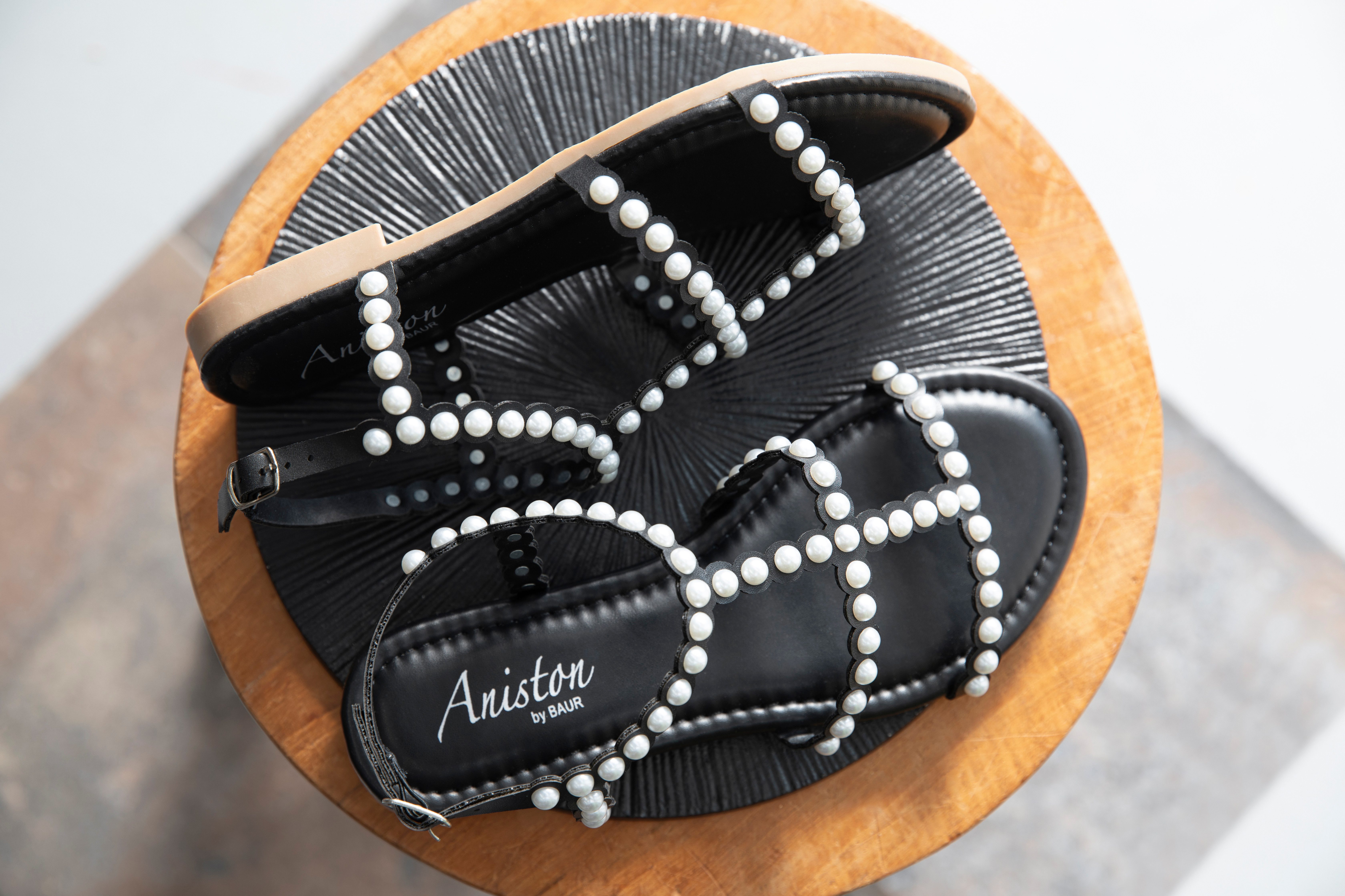 Aniston SHOES Riemchensandale, Sommerschuh, Sandale, Blockabsatz, günstig online kaufen