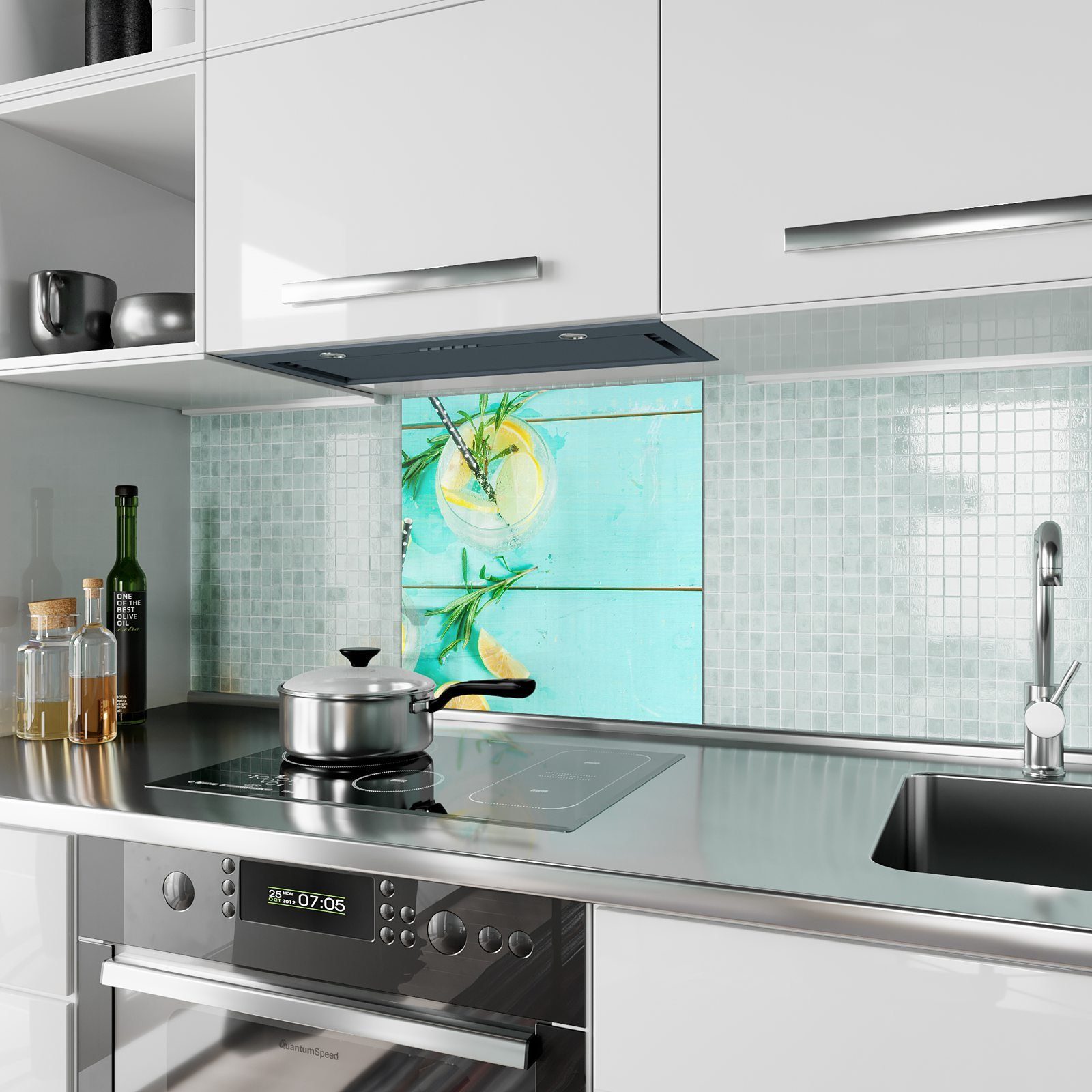 Primedeco Küchenrückwand Küchenrückwand Spritzschutz Motiv Frische Glas mit Limonade