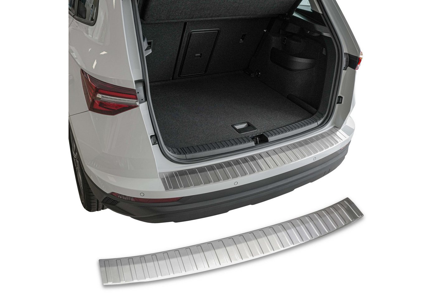 RECAMBO Ladekantenschutz für Skoda Karoq, NU7, BJ ab 2017> Stoßstangenschutz, V2A rostfrei, Exklusive Optik, praktischer Schutz & perfekte Passform
