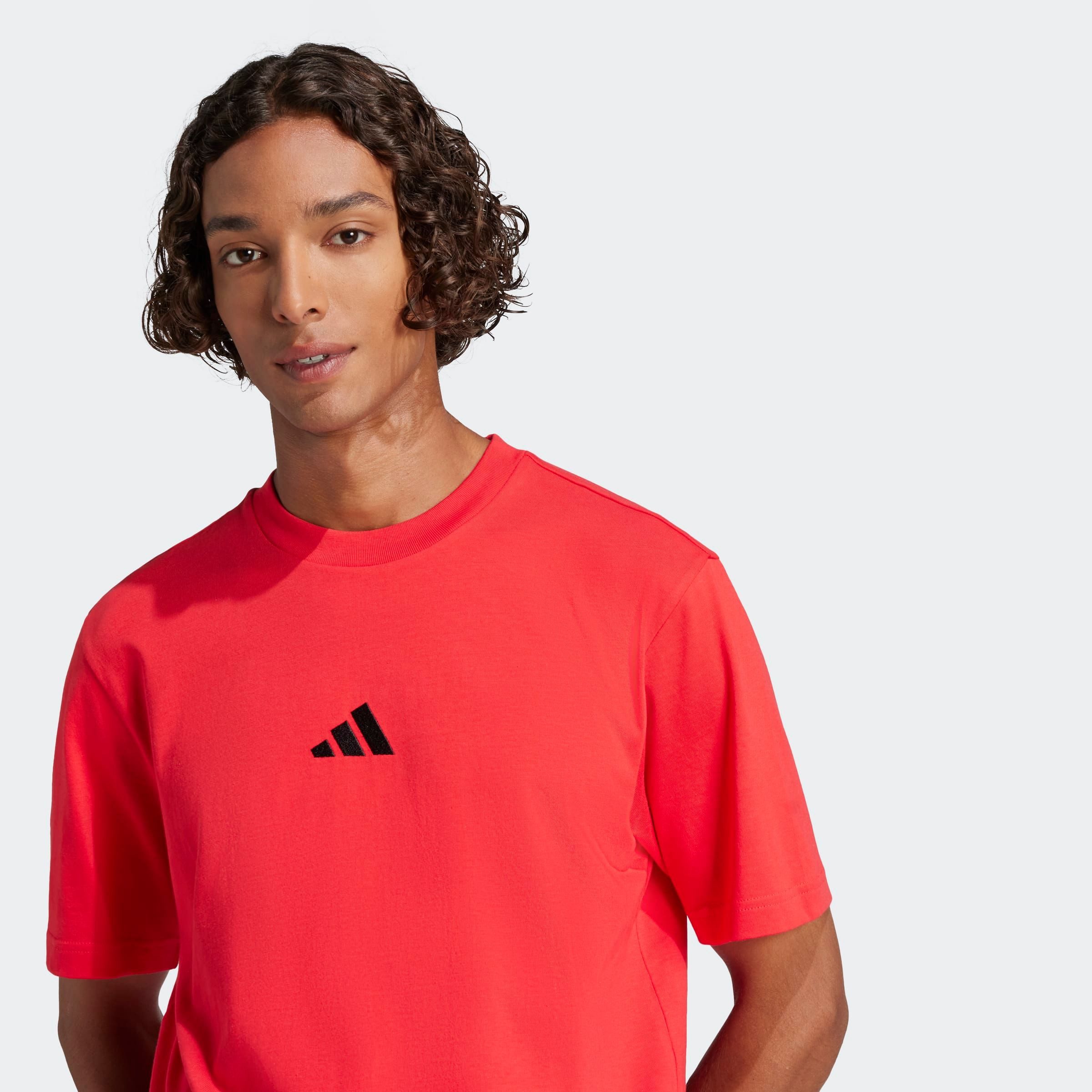 adidas Sportswear T-Shirt ESSENTIALS SMALL LOGO SINGLE JERSEY sportliches Kurzarmshirt, mit Rundhalsausschnitt – Bild 5 von 5