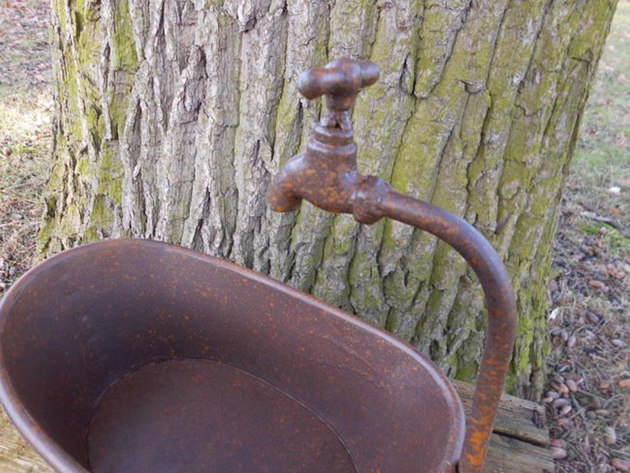 Deko-Impression Pflanzkübel Wanne mit Deko-Wasserhahn Eisenbottich Blumentopf Pflanzschale 31 cm (1 St)