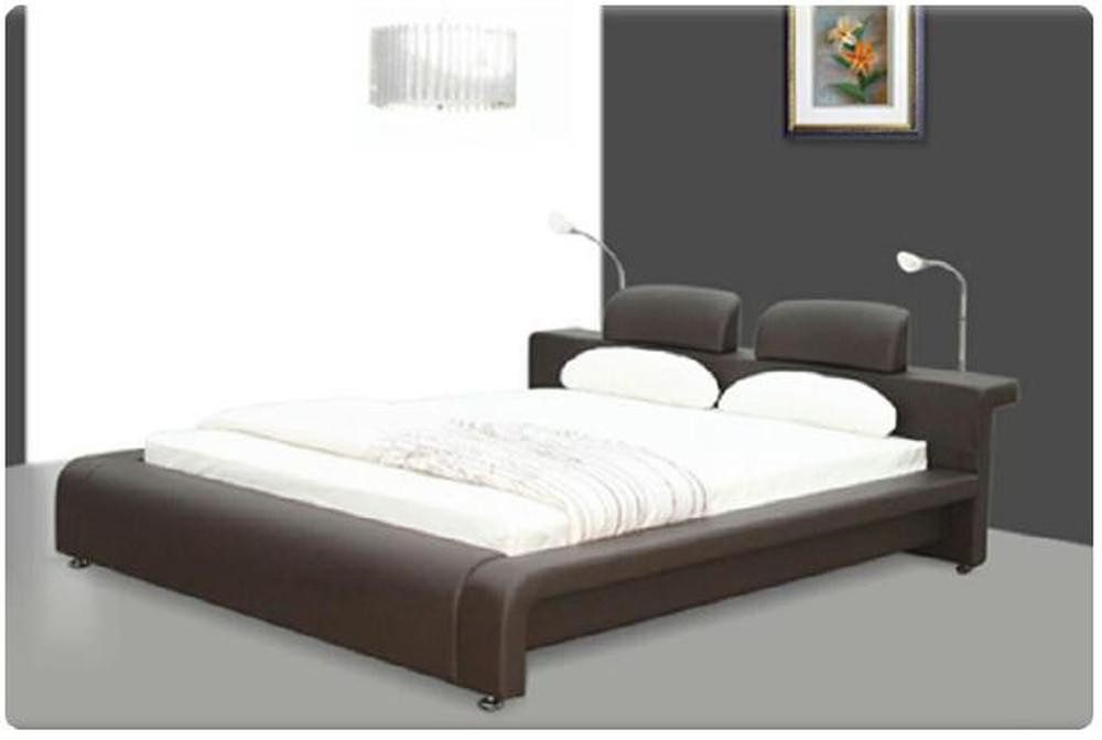 JVmoebel, Wasserbett LILLI Lederbett mit Polsterung und Matratze in modernem Design, (Wasserbett Bett Betten - LILLI), Made in Europa