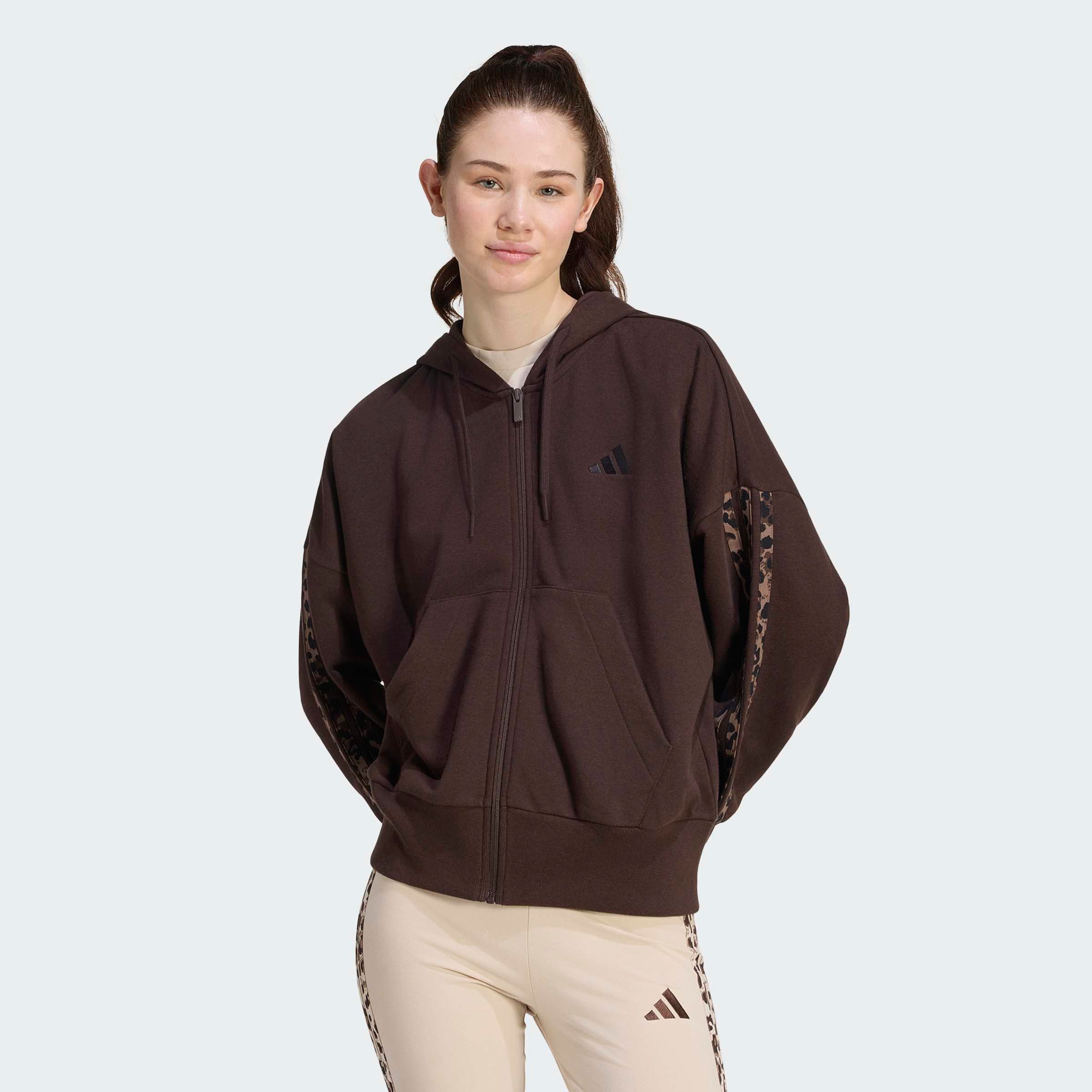 adidas Sportswear Kapuzensweatjacke SEASONAL ESSENTIALS 3-STREIFEN, ANIMALPRINT