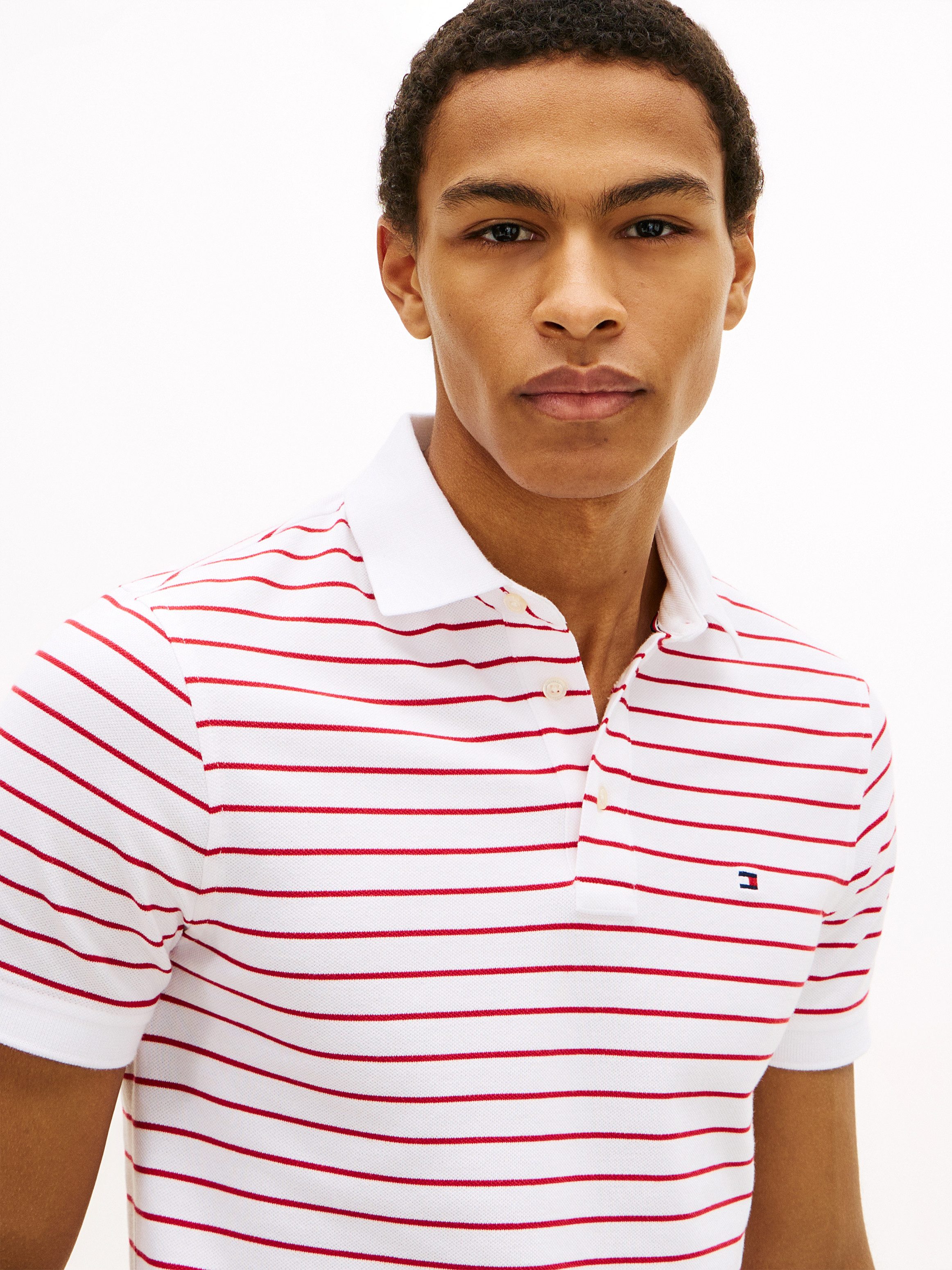 Tommy Hilfiger Poloshirt 1985 SLIM POLO Markenstickerei, aus Baumwoll-Piqué günstig online kaufen