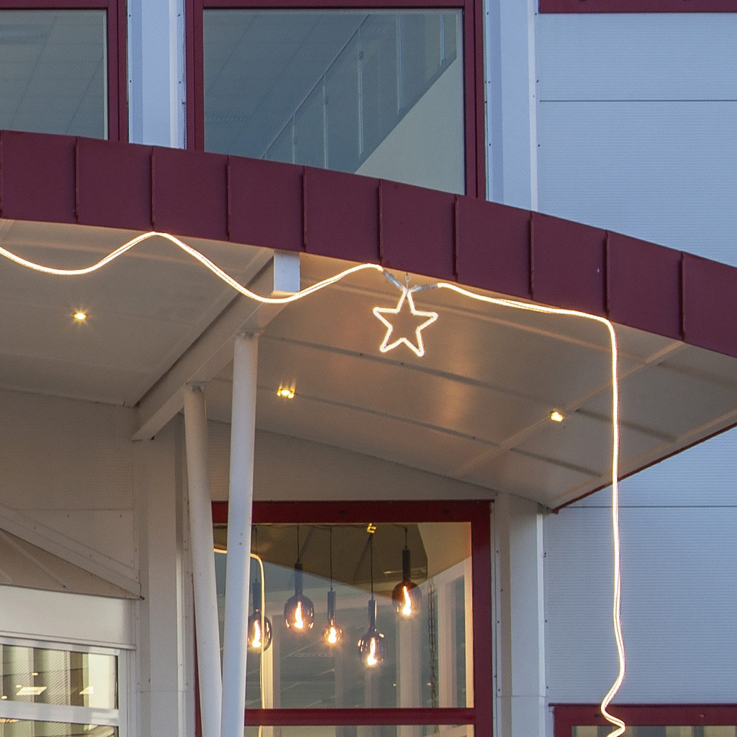 STAR TRADING LED-Stern für außen System 24 LED Stern H: 32cm koppelbar ohne Trafo Weihnachtsstern, LED Classic, warmweiß (2100K bis 3000K)