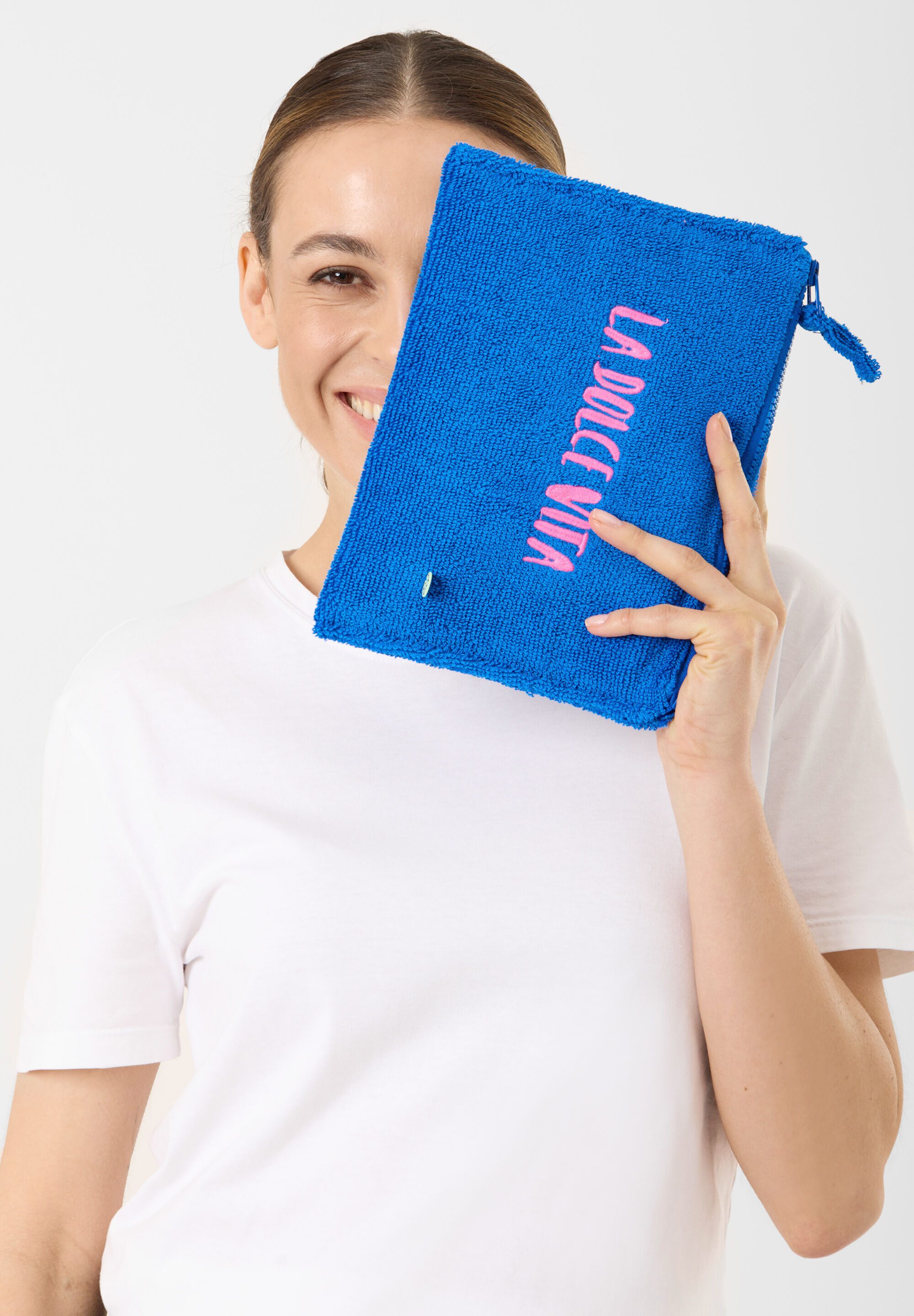 Codello Kosmetiktasche, mit Stickerei
