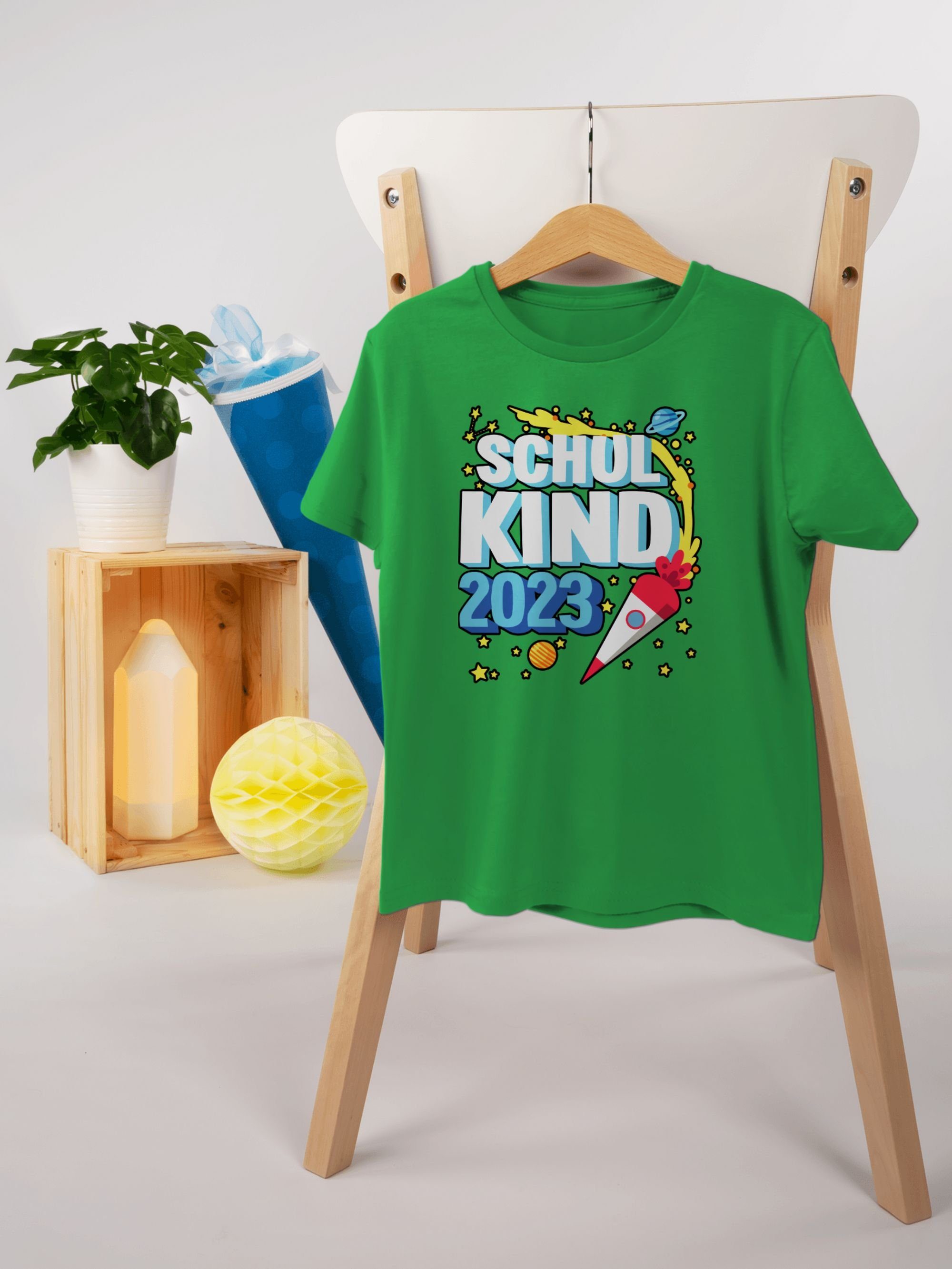 und T-Shirt Shirtracer schwarz 2023 Grün Junge Endlich Schulkind 2 Rakete Einschulung mit Schulanfang - Geschenke Sternen