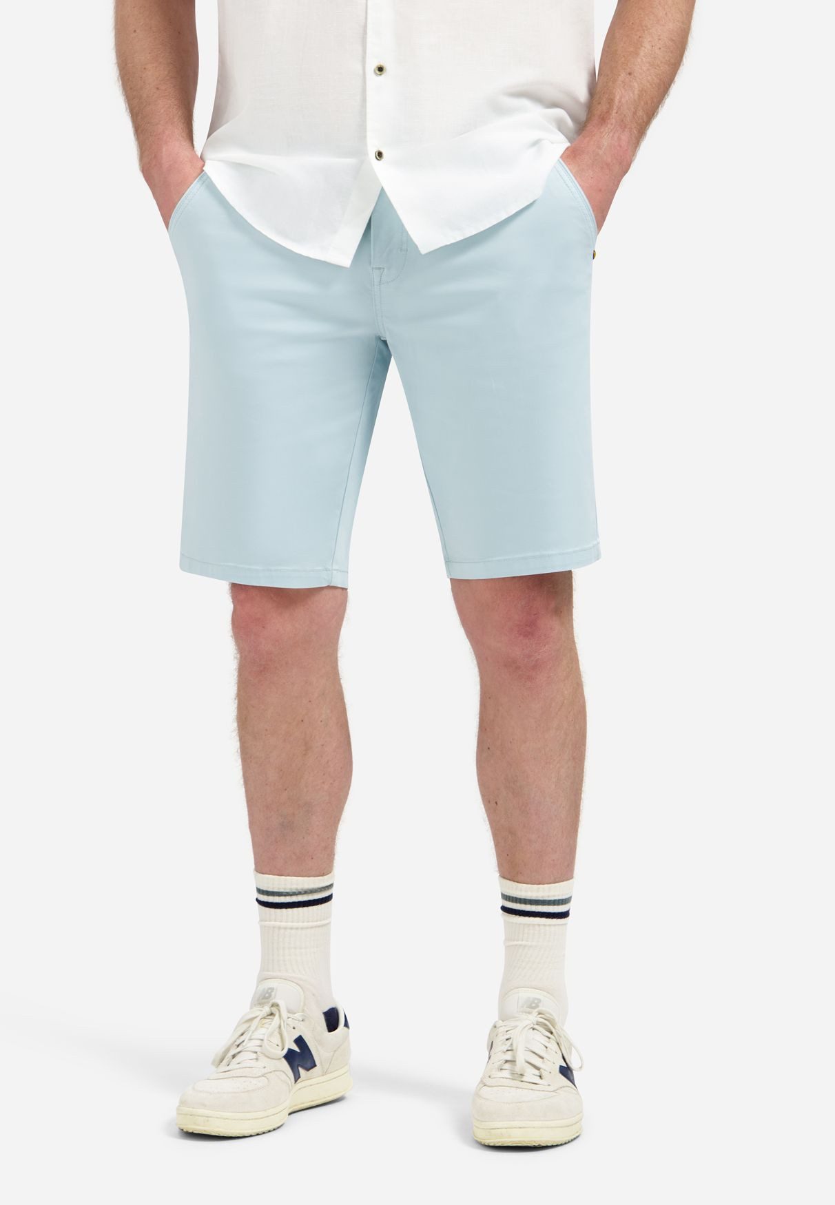 NO EXCESS Shorts