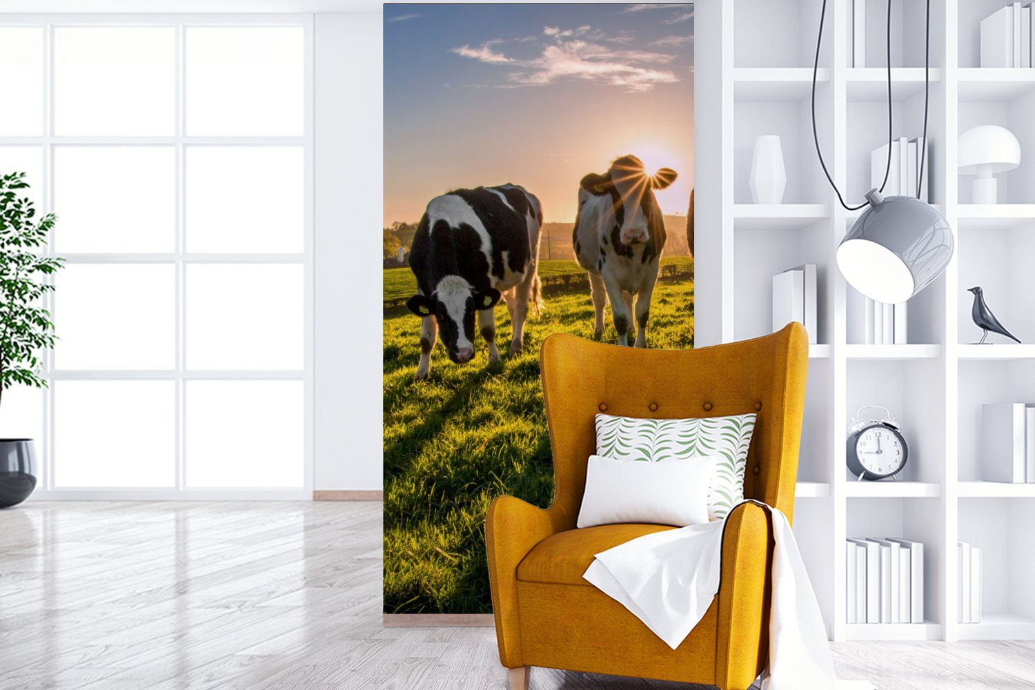 Wohnzimmer Sonne Schlafzimmer MuchoWow Matt, Gras (2 - für Fototapete - Kühe bedruckt, St), - Küche, Fototapete Tiere - Vliestapete Bauernhof,