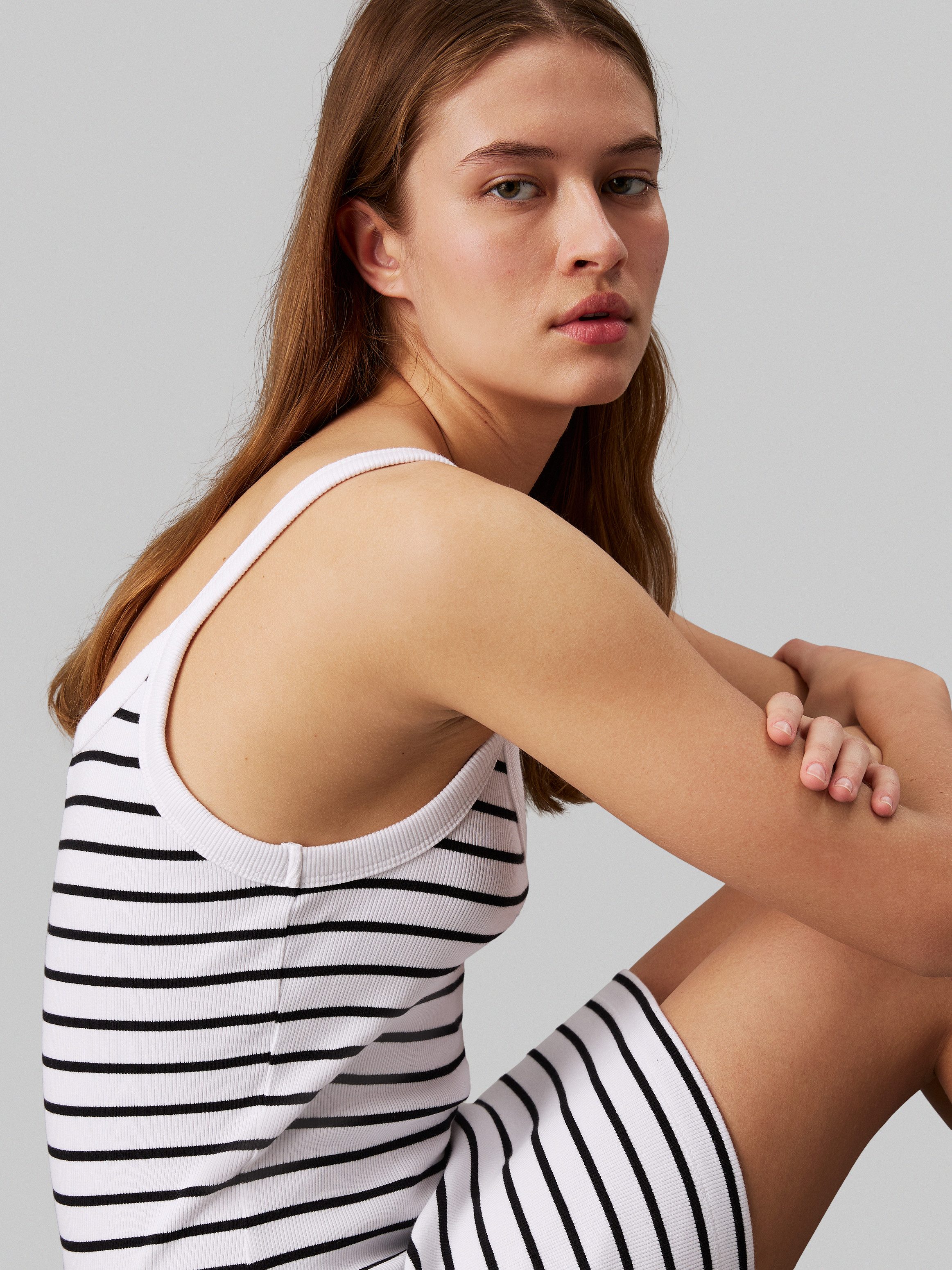 Calvin Klein Jeans Trägerkleid WOVEN LABEL günstig online kaufen