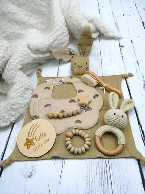 Pretty Fine Neugeborenen-Geschenkset Babygeschenk zur Geburt für Mädchen und Jungen, Babyerstausstattung (7-tlg)