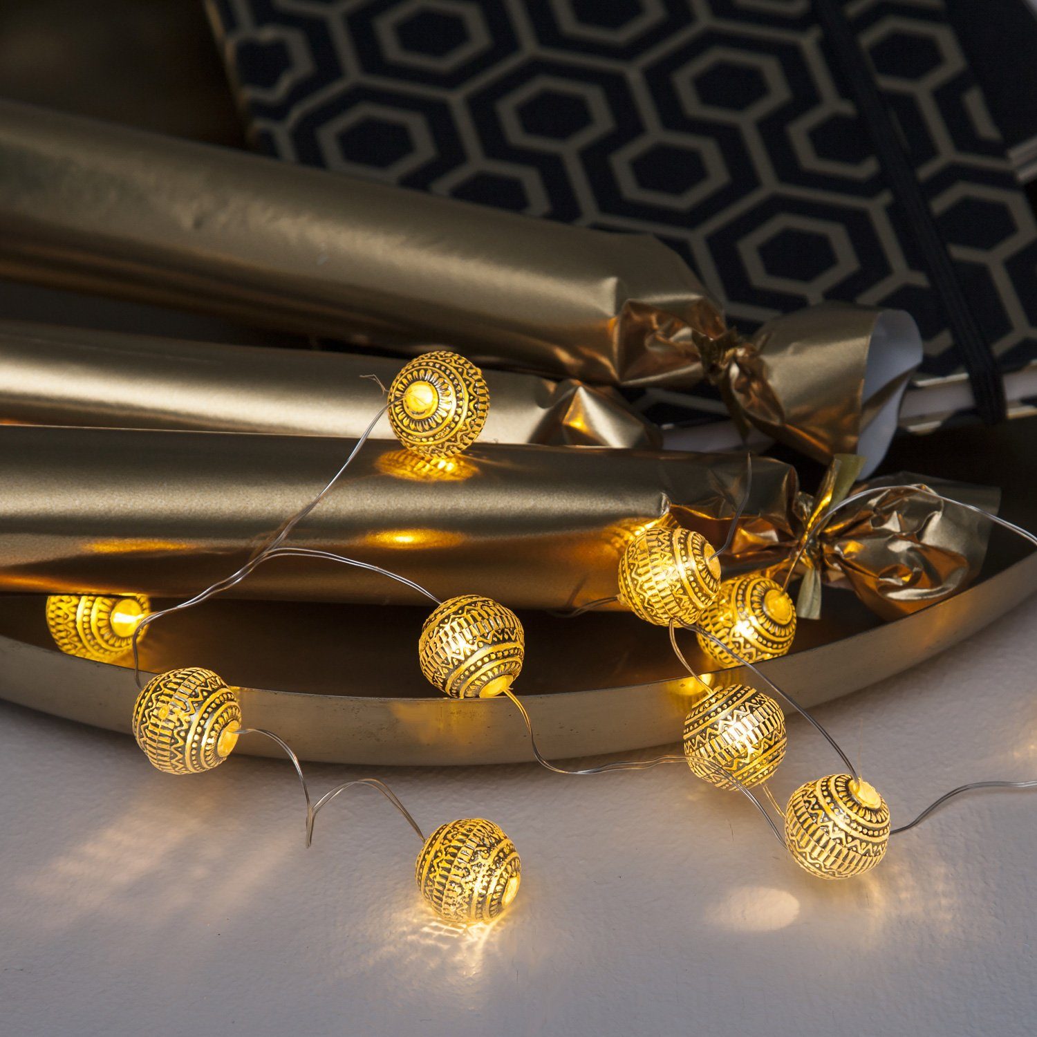 STAR TRADING LED-Lichterkette »LED Draht Lichterkette Mini Kugeln 15  leuchtende goldene Bälle Batterie Timer«, 10-flammig online kaufen | OTTO