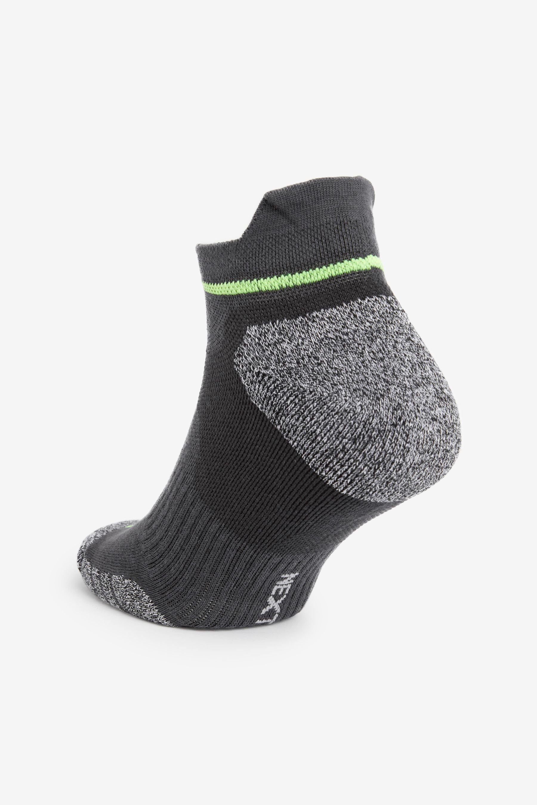(4-Paar) Socken Next Next Füßlinge im Active Black/White Gepolsterte 4er-Pack