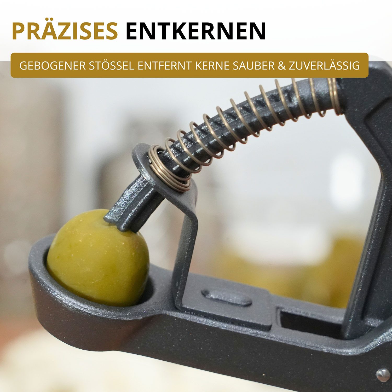 WESTMARK Entsteiner für große & kleine Oliven, Olivenentsteiner Olivus Black Edition, Aluminium, griffige Haptik