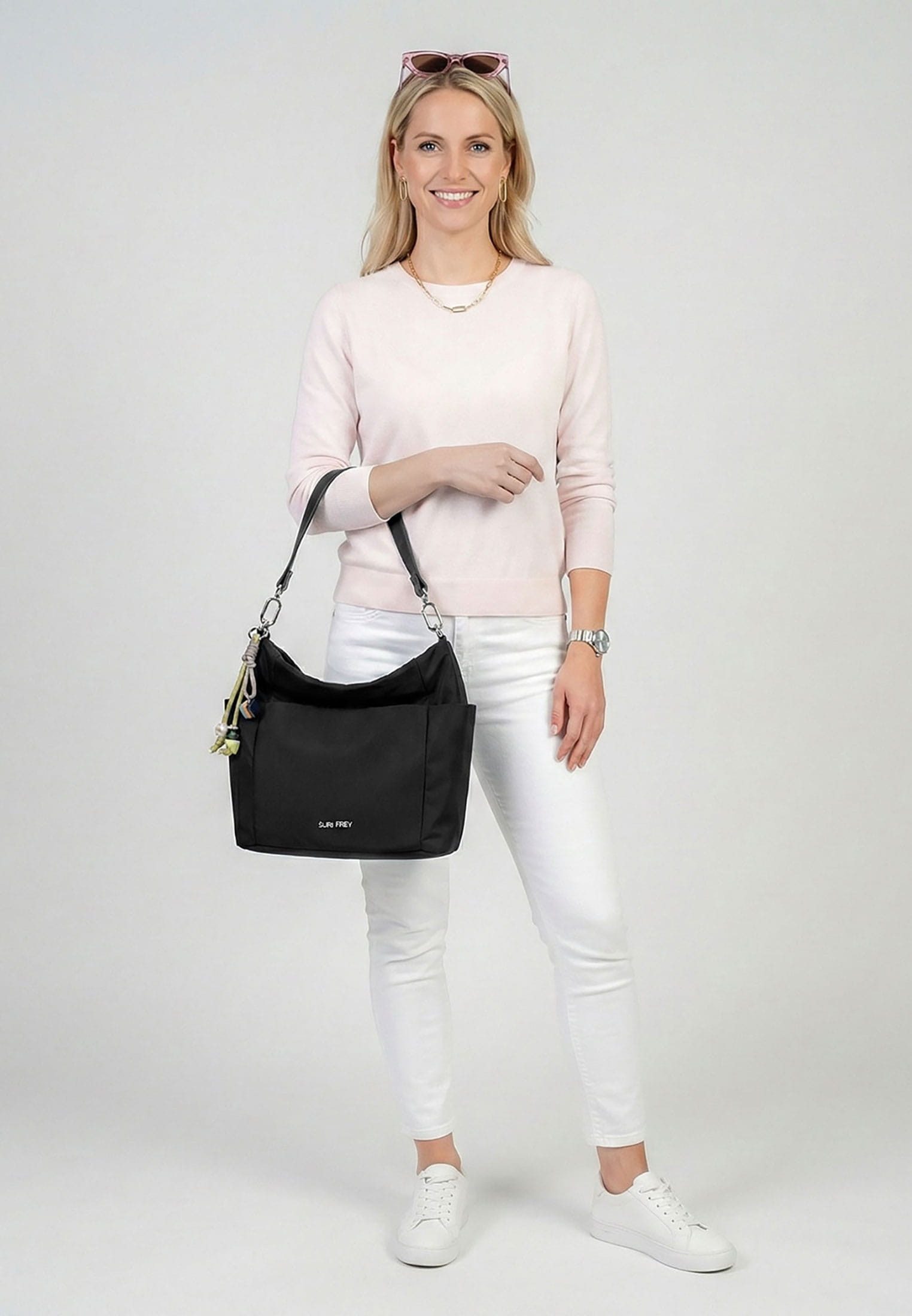 SURI FREY Beuteltasche SFY Sissy, Single Lettering