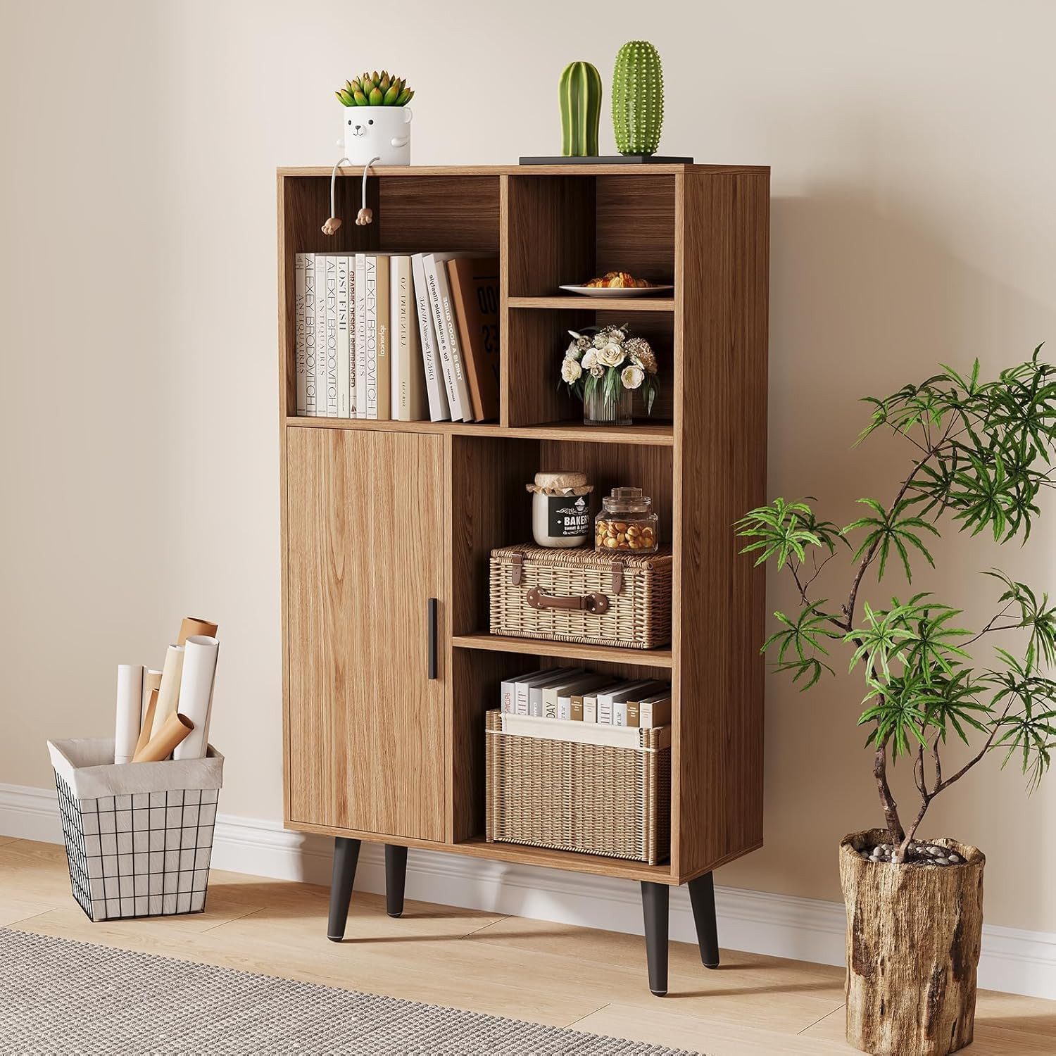 GarveeMore Bücherregal aus Holz mit 4 Ebenen im Mid-Century-Stil,60x24x104cm, multifunktionaler Aufbewahrungswürfel aus Walnussholz für Wohnzimmer