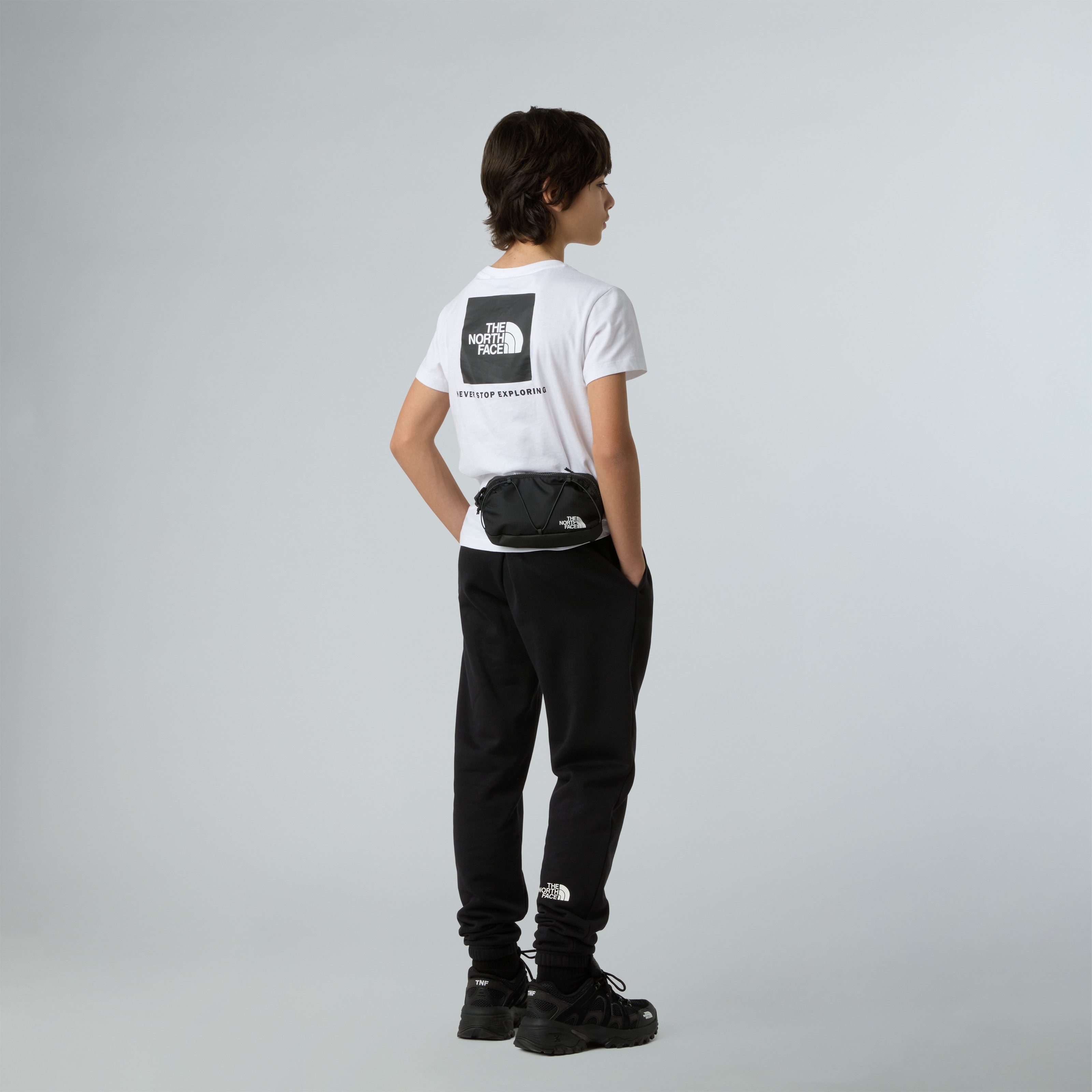 The North Face T-Shirt TEEN BOX NSE REGULAR SS TEE für Jugendliche, Kurzarm, mit Rundhalsausschnitt, aus Baumwolle