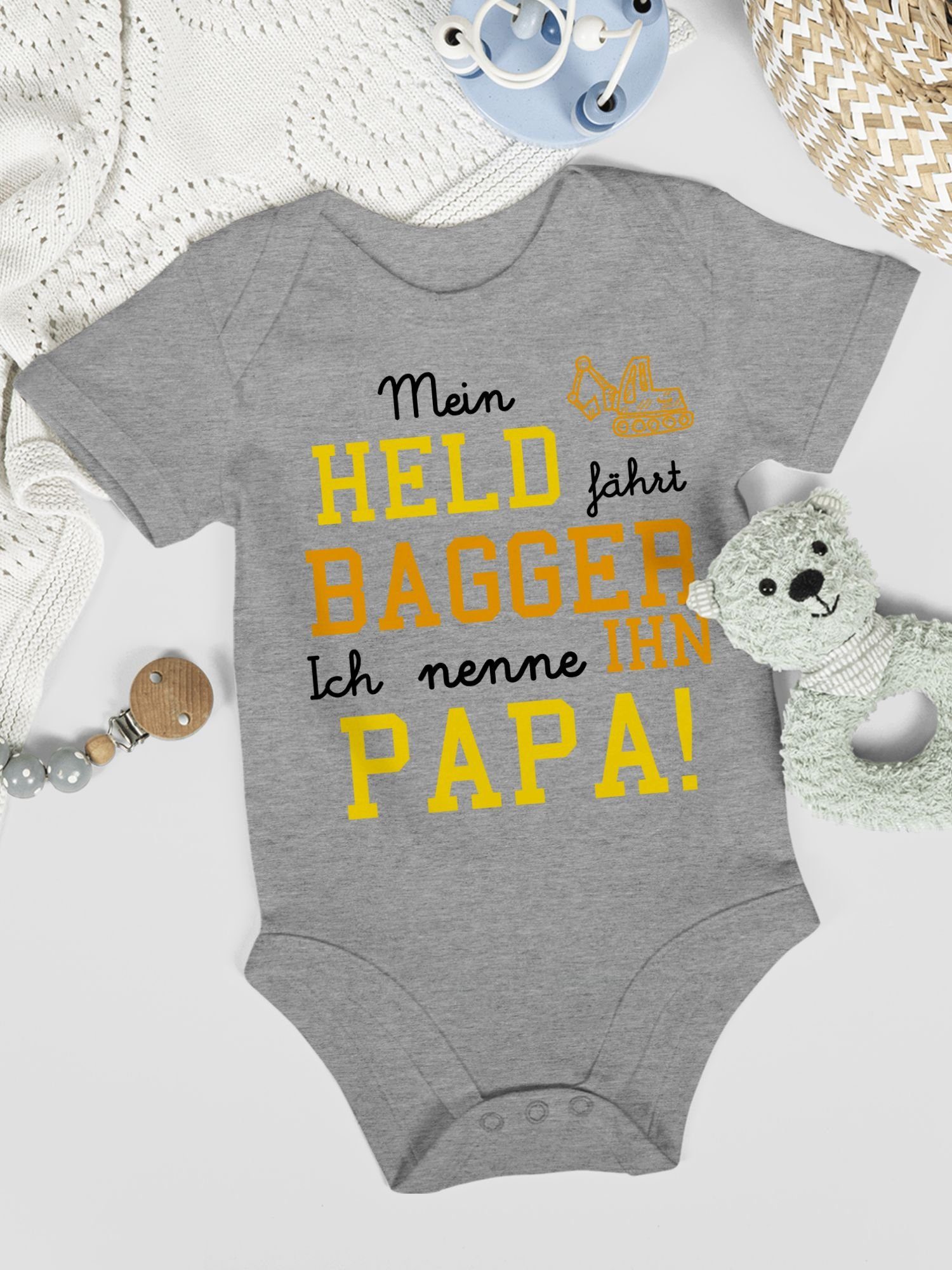 Shirtracer Shirtbody Mein Held fährt Bagger Sprüche Baby