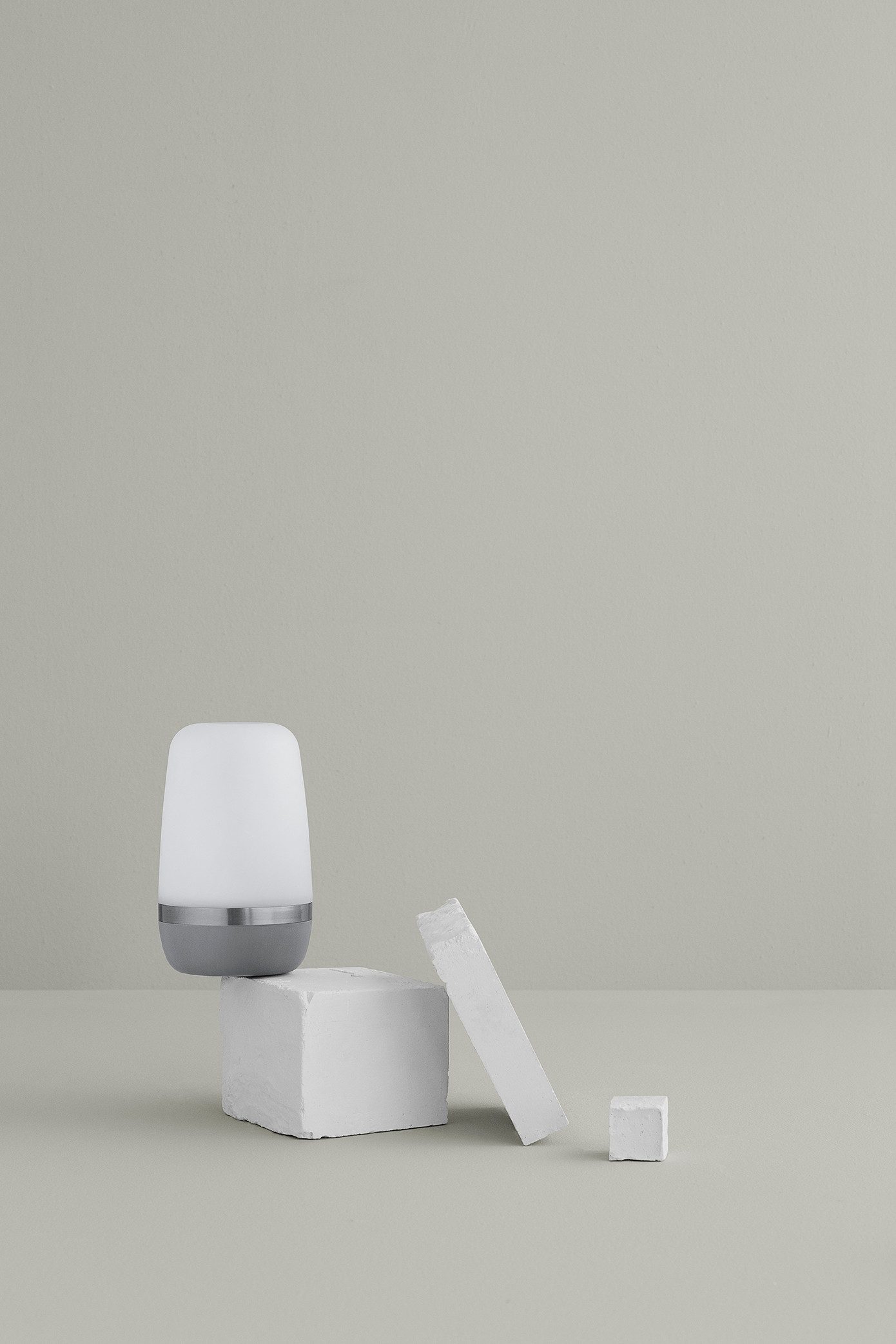 blomus LED Laterne Outdoor 3er Set -SPIRIT- Outdoorlampe, Tischlampe: Outdoor, Dimmbar, LED fest integriert, Warmweiß, Neutralweiß, Kaltweiß, Akku aufladbar, IP44, Dimmbar, LED, Lichtfarben, Stilvoll, Zeitloses Design