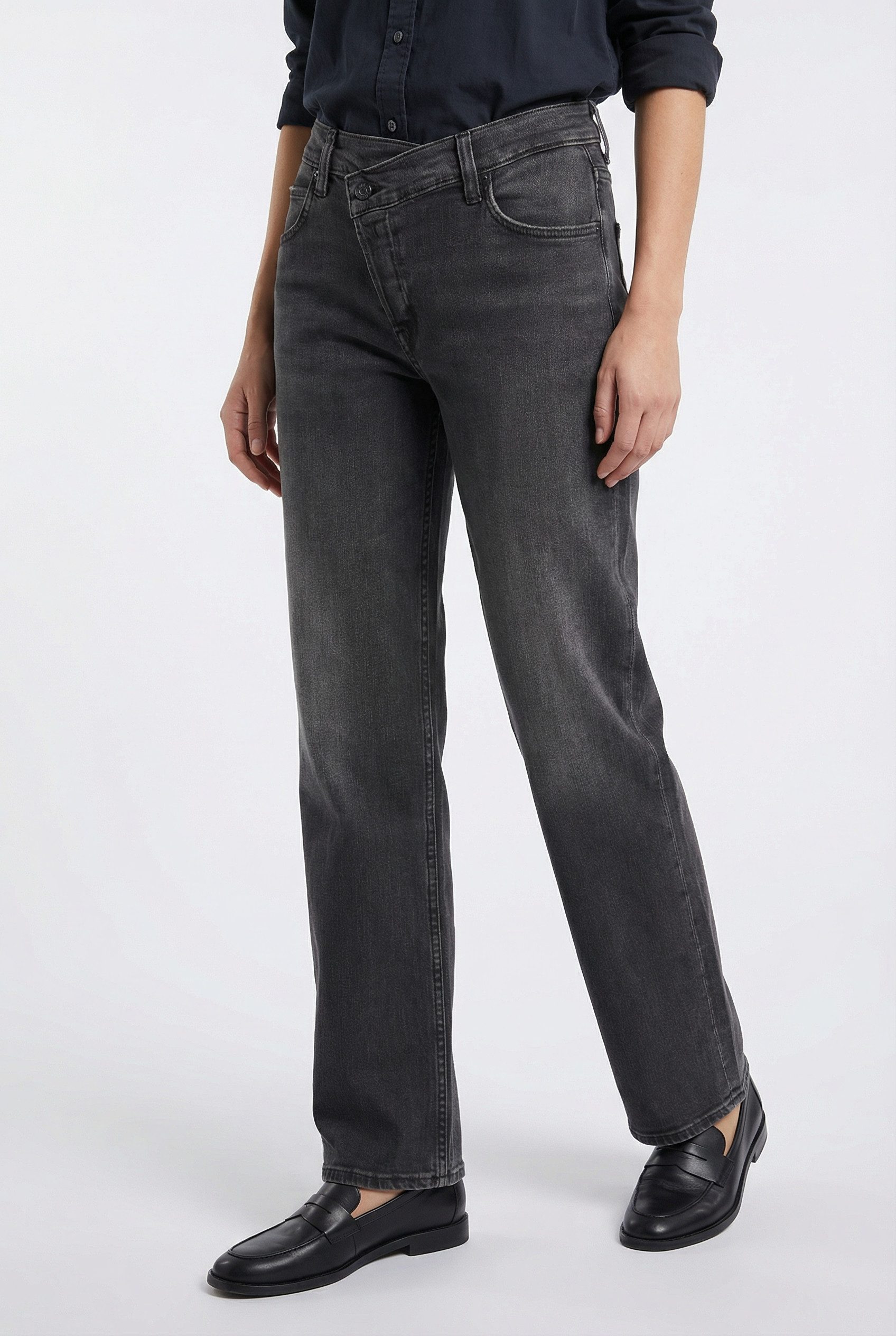 Replay Weite Jeans ZELMAA mit asymmetrischem Verschluss