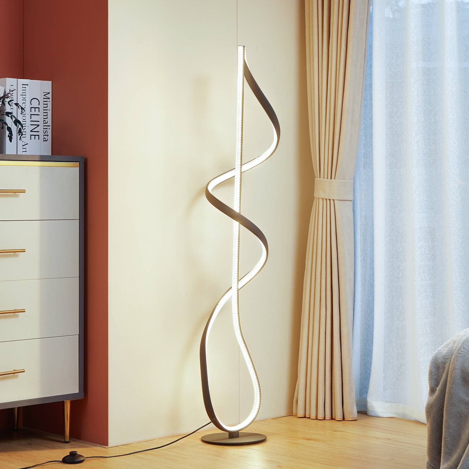 Lucande Stehlampe Rodado, 1 x 24 W LED, warmweiß