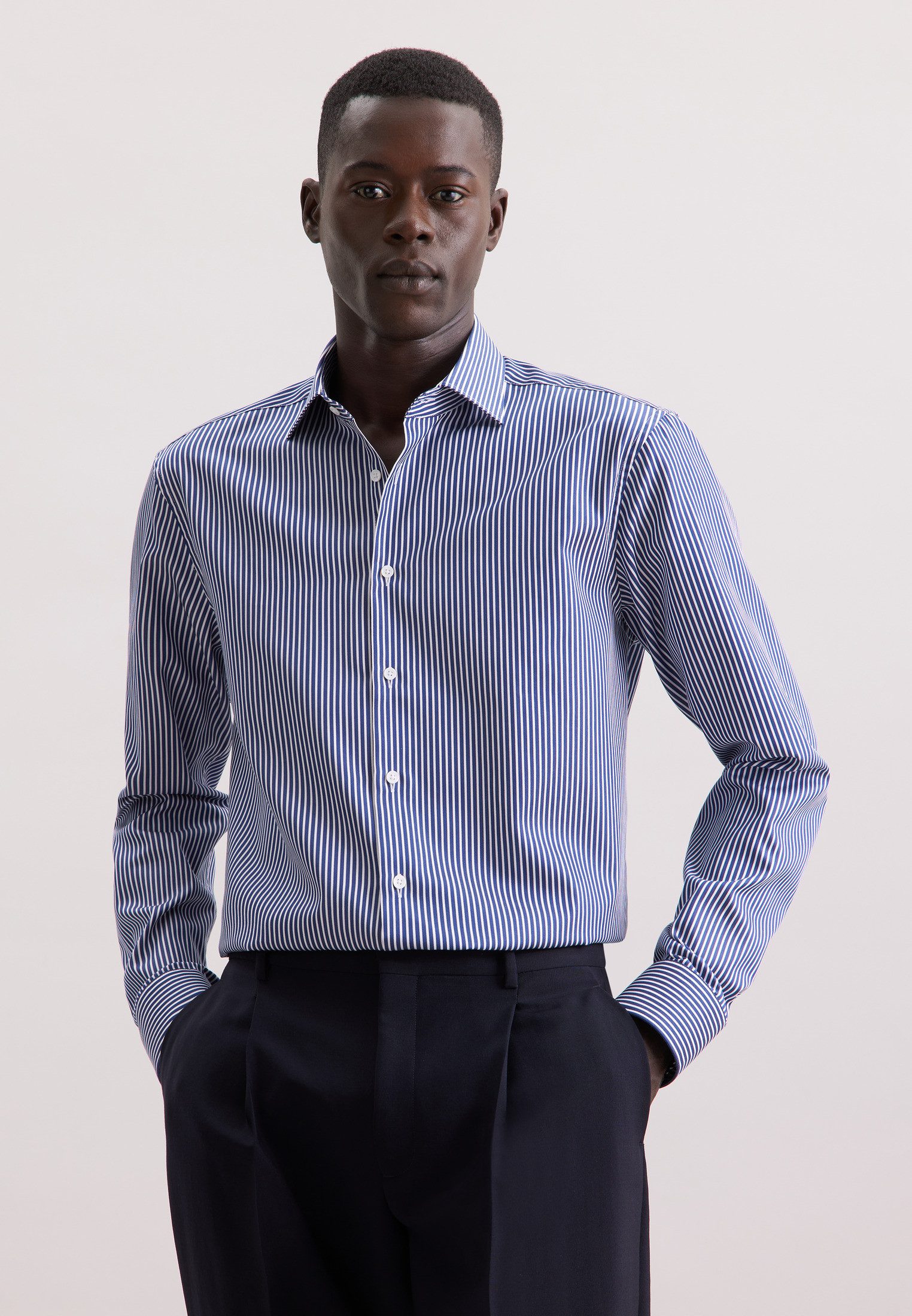 seidensticker Businesshemd Schwarze Rose Regular 1/1 Kentkragen Gestreift günstig online kaufen