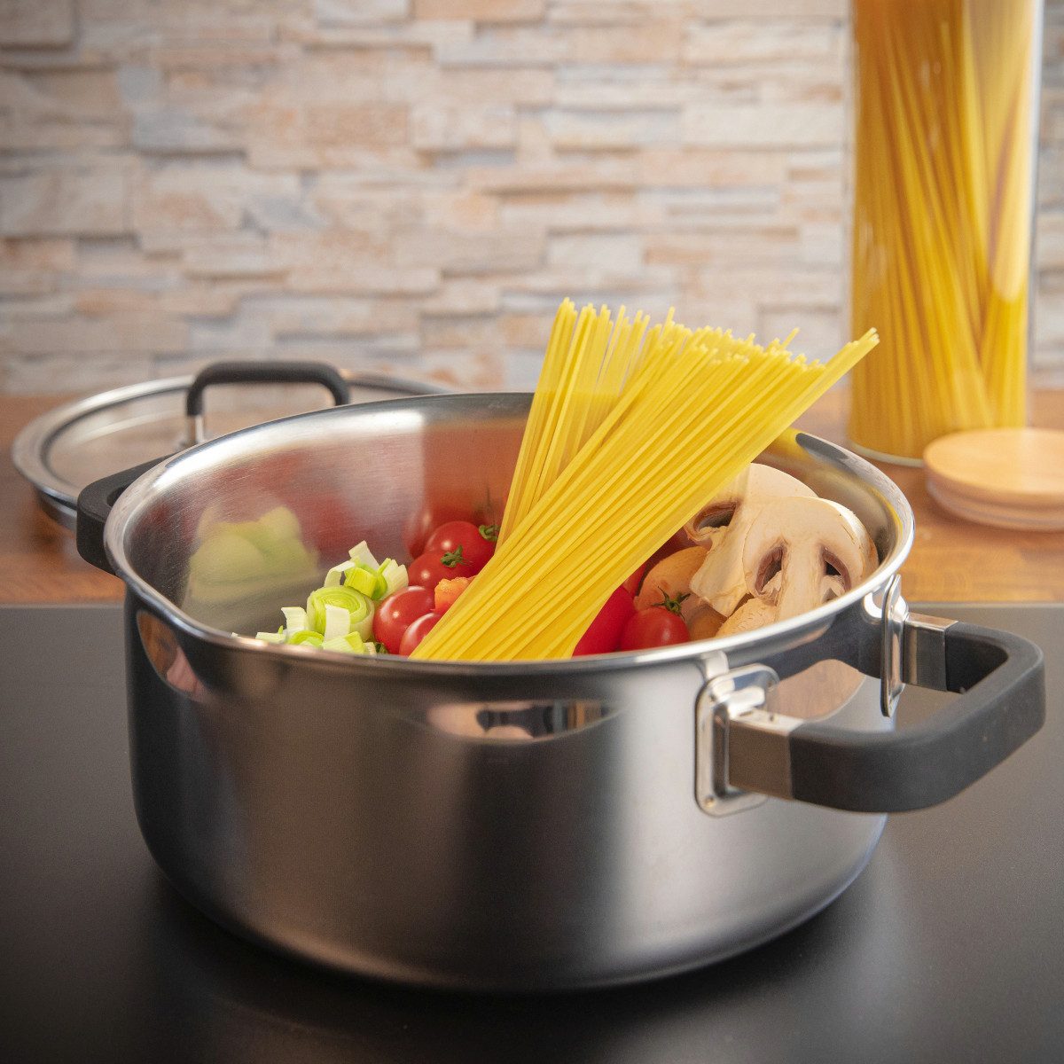 Spring Kochtopf FUSION2+ Bratentopf mit Glasdeckel 24cm, Edelstahl 18/10