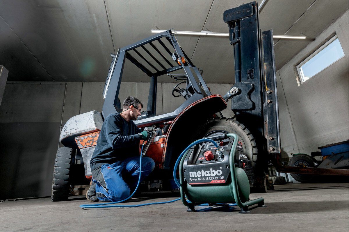 metabo Akku-Handkompressor Power 160-5 18 LTX BL OF, 700 W, max. 8 bar, 5 l, Kompressor Ohne Akku im Karton