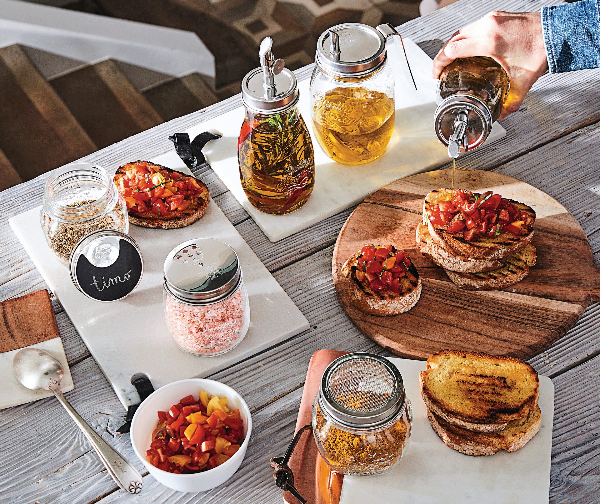 Bormioli Rocco Einmachglas Bormioli Rocco Quattro Stagioni – Gläser & Edelstahlaufsätze, Edelstahl, (1-tlg), Frisch reiben direkt ins Glas – ideal für Käse, Nüsse & Co.